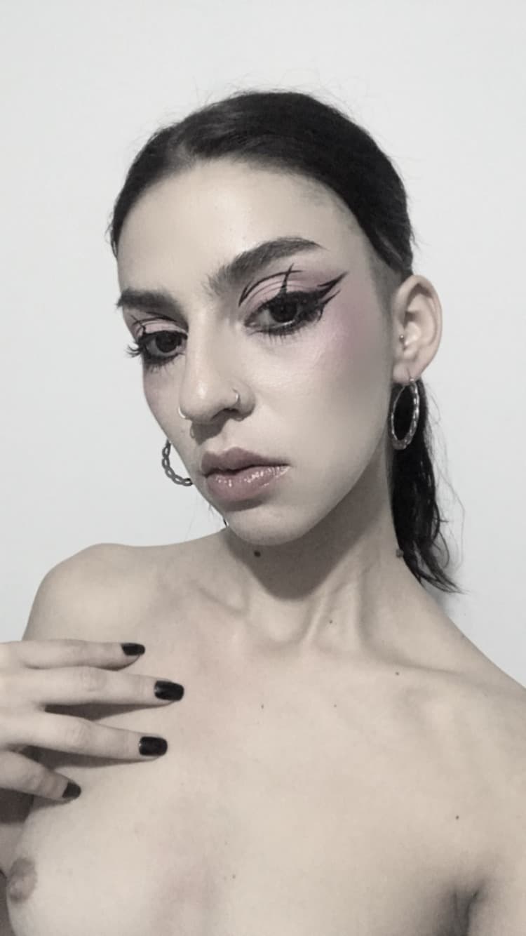 💸 𝑮𝒐𝒅𝒅𝒆𝒔𝒔 𝑨𝒂𝒔𝒌𝒂 💸