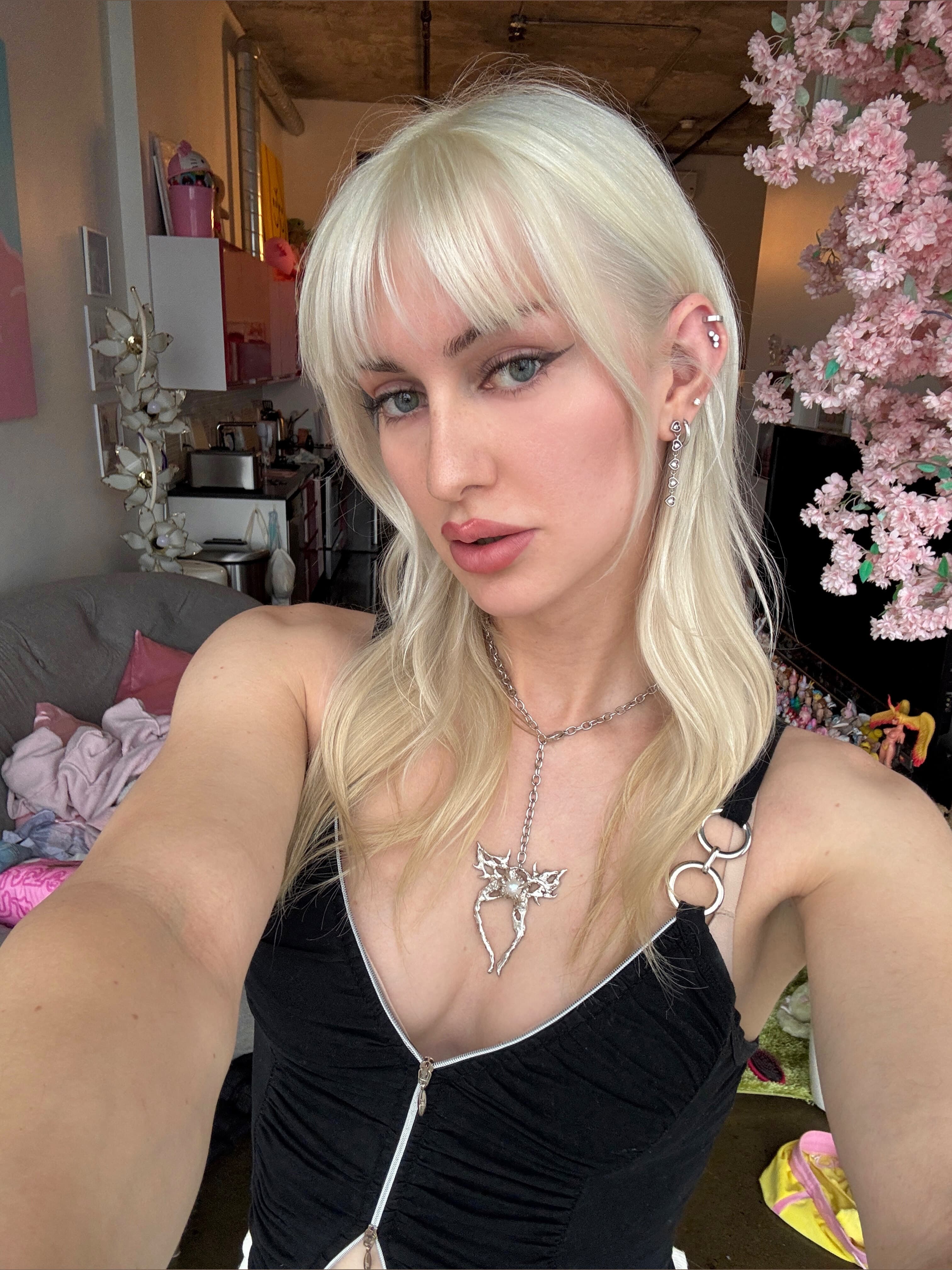 Goddess Alaska 👑 Big D Barbie