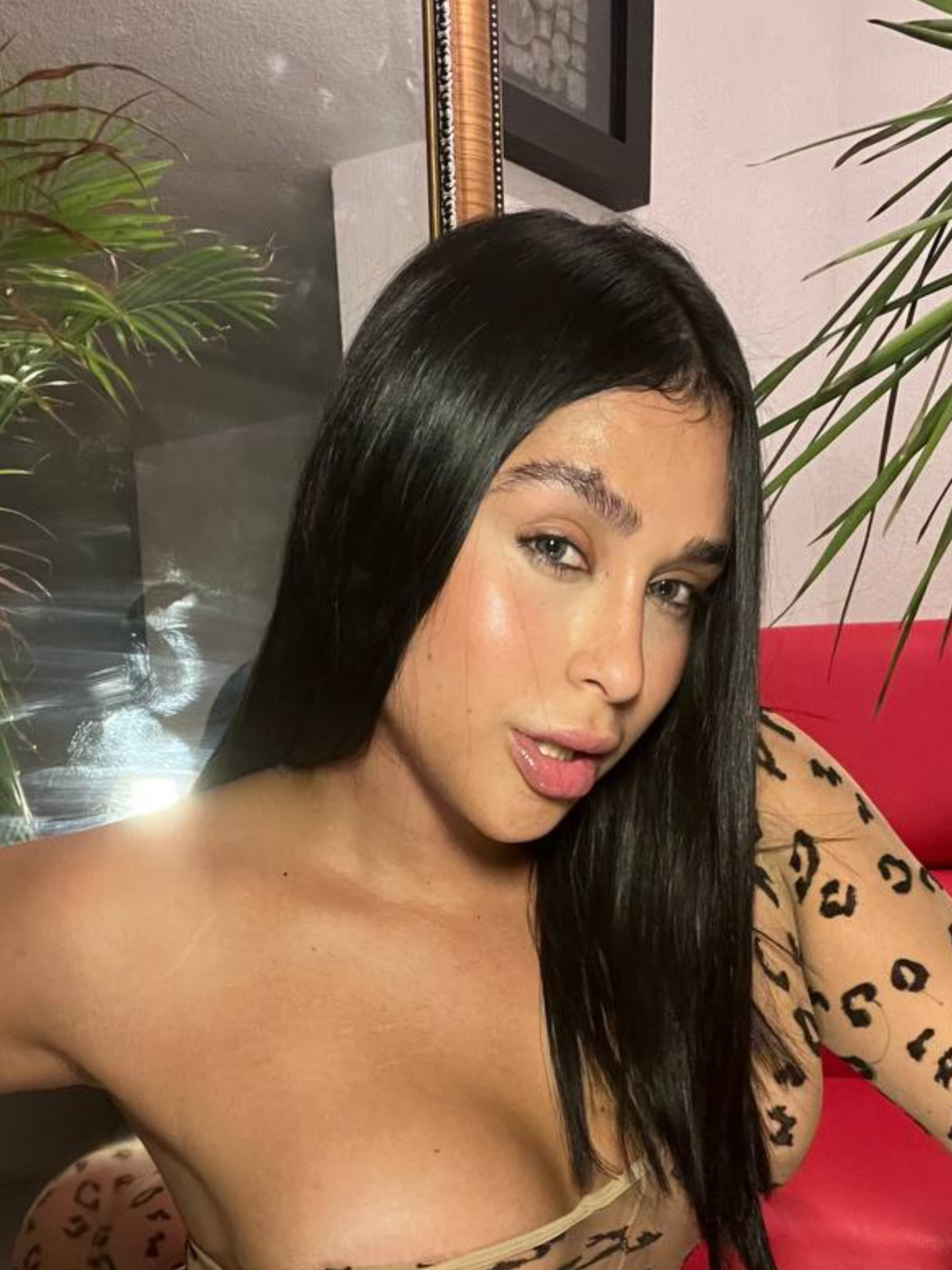 𝐶𝑎𝑠𝑠𝑖𝑒 - 𝐴𝑙𝑝ℎ𝑎 𝑄𝑢𝑒𝑒𝑛 ❣️