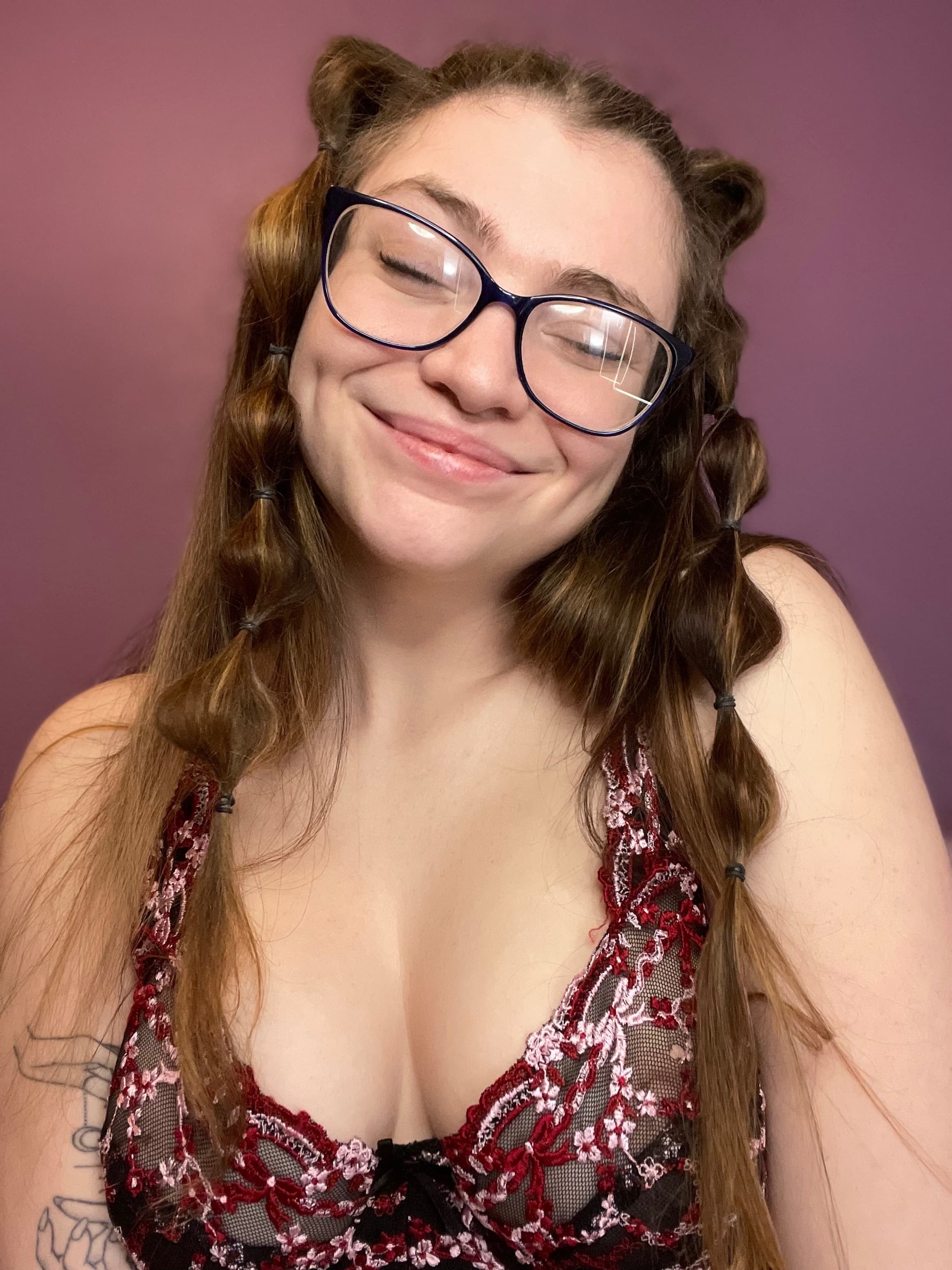 ✨BABY VIOLET✨ FREE DICK RATE✨