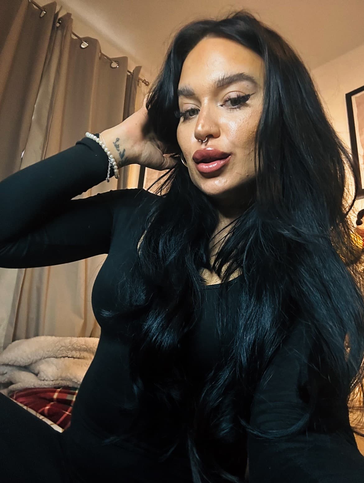 Lola - ʙᴀʙʏ ɢɪʀʟ 63