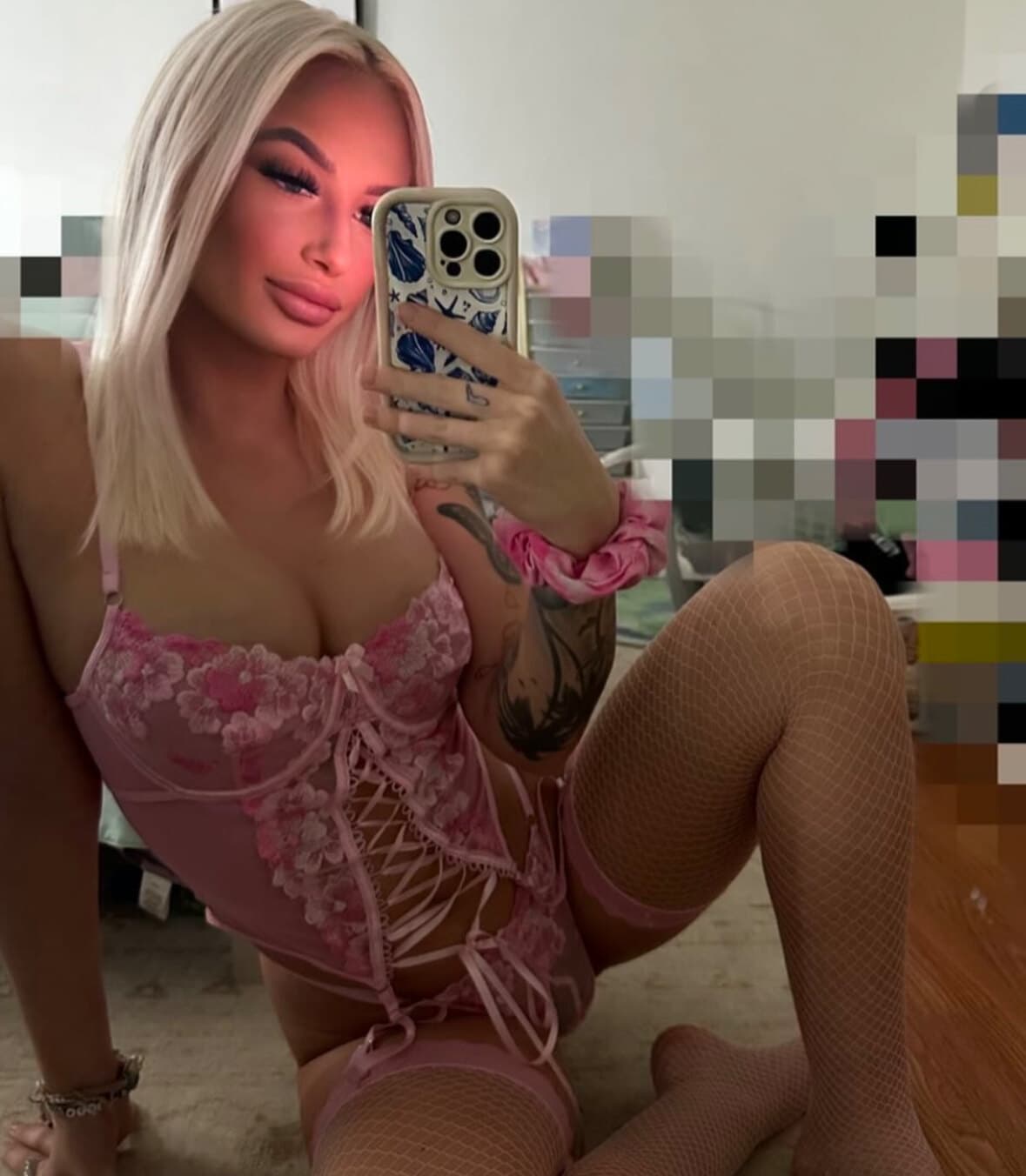 𝐁𝐚𝐝 𝐁𝐡𝐚𝐫𝐛𝐢𝐞 💦