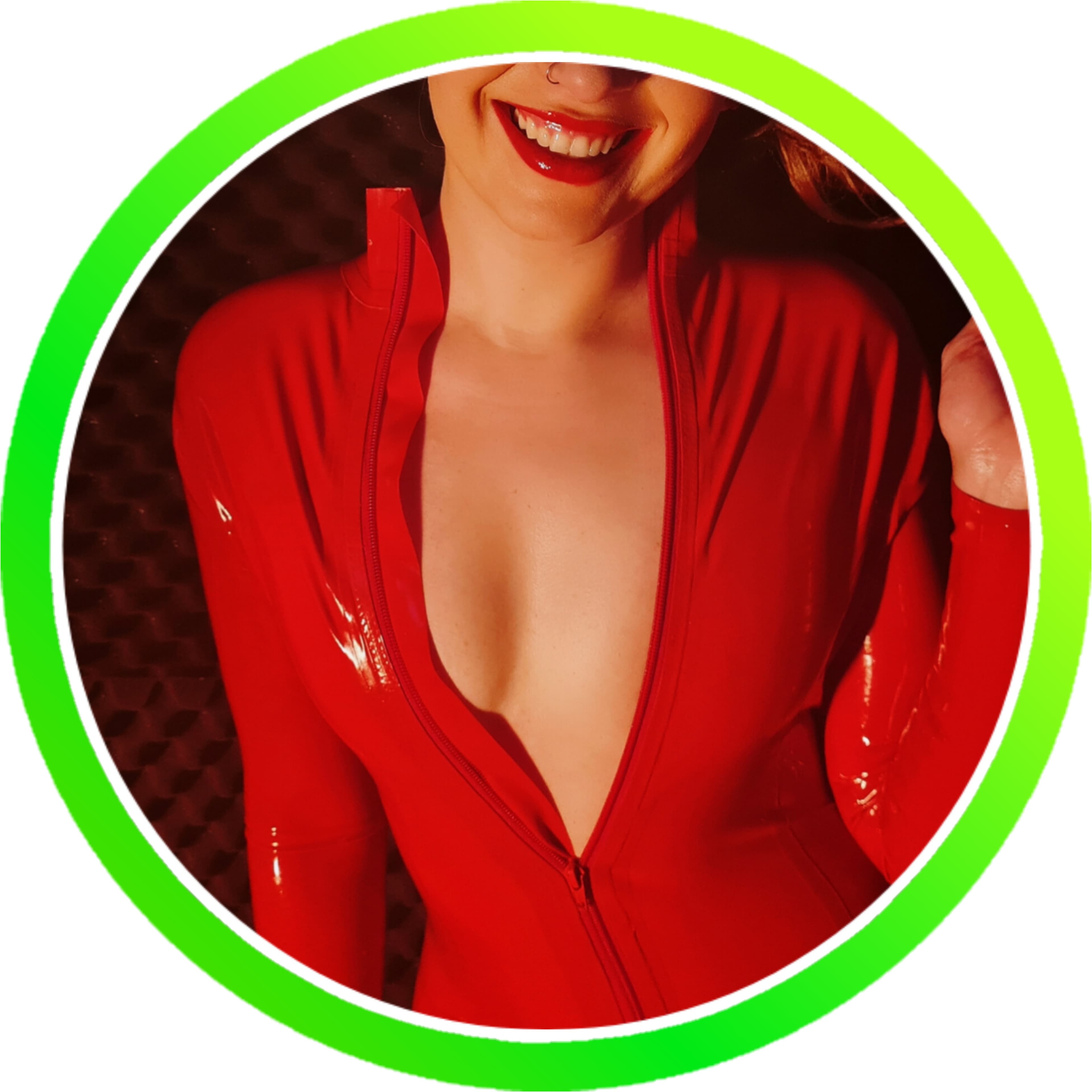 Beatriz ⚜️ facesitting sph cei giantess