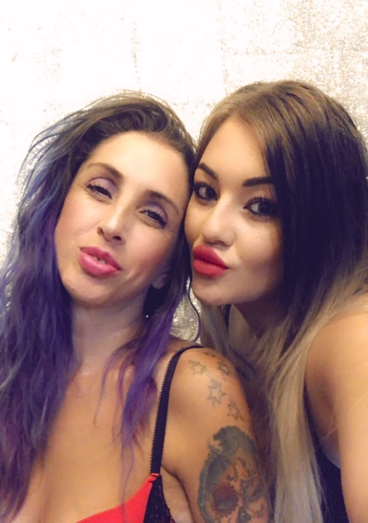 ‼️Mum &amp; Daughter 🙀