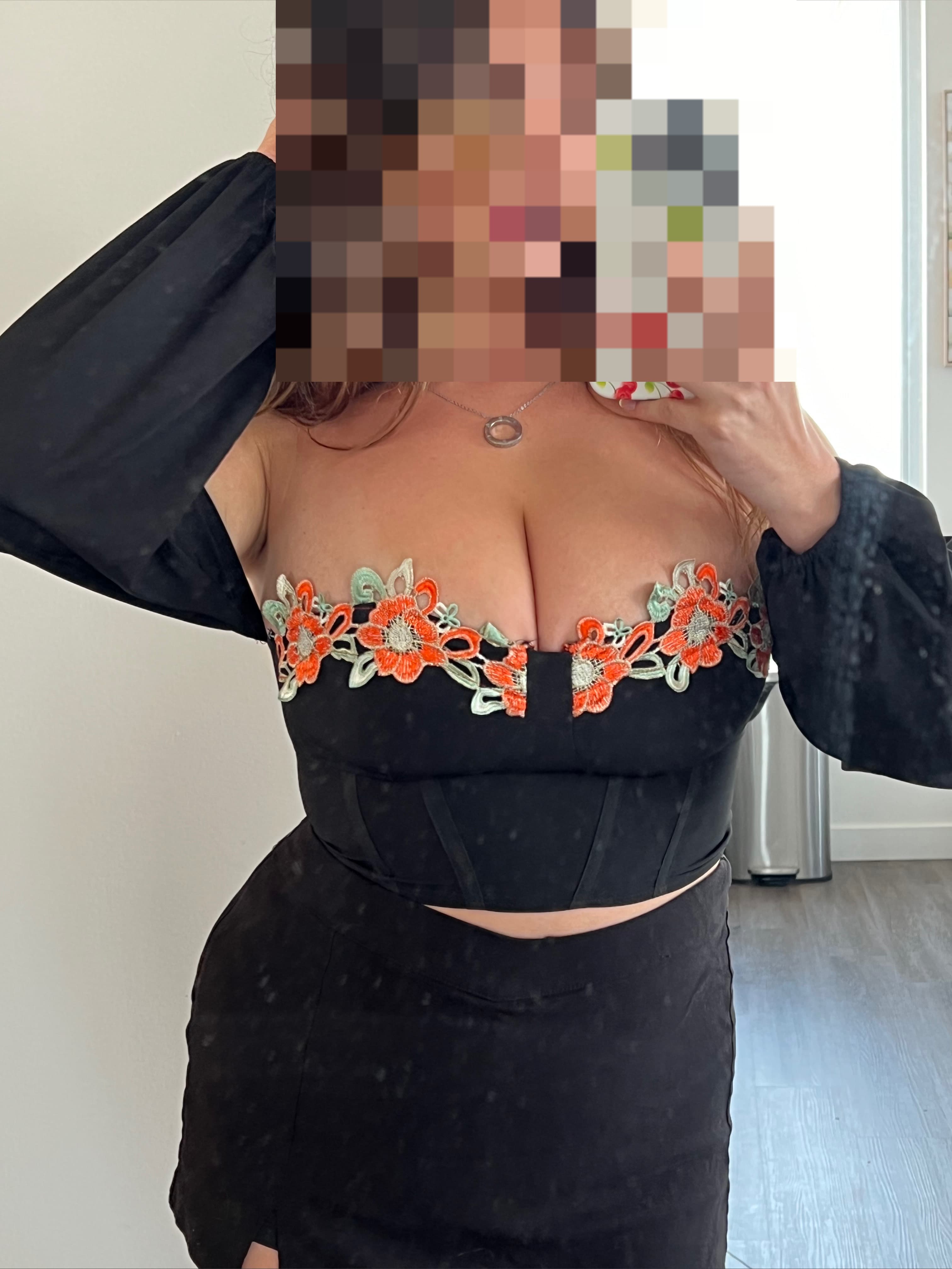 Brunettebarbieeeee©