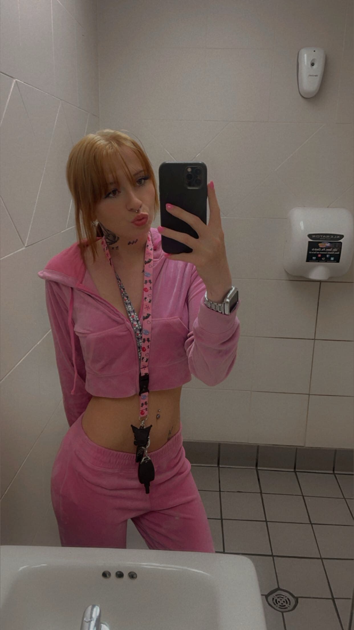 Snowbunny🎀💕😻