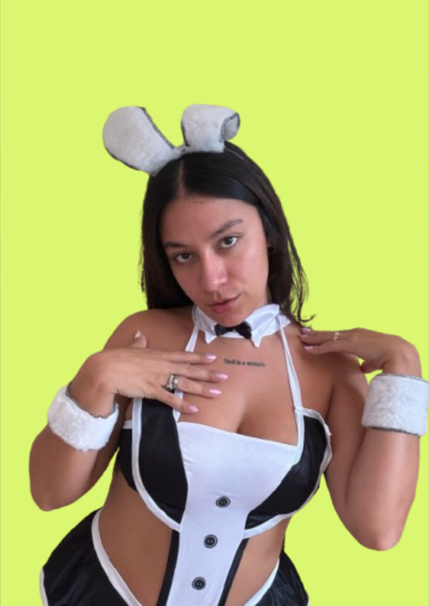 𝐂𝐇𝐀𝐍𝐍𝐄𝐋 𝐐𝐔𝐄𝐄𝐍🐰🥕​