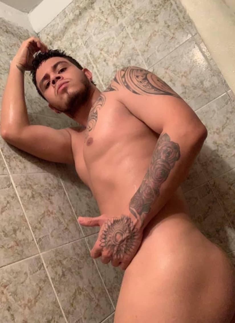 LATINO Boys Big cock 🍑🍆