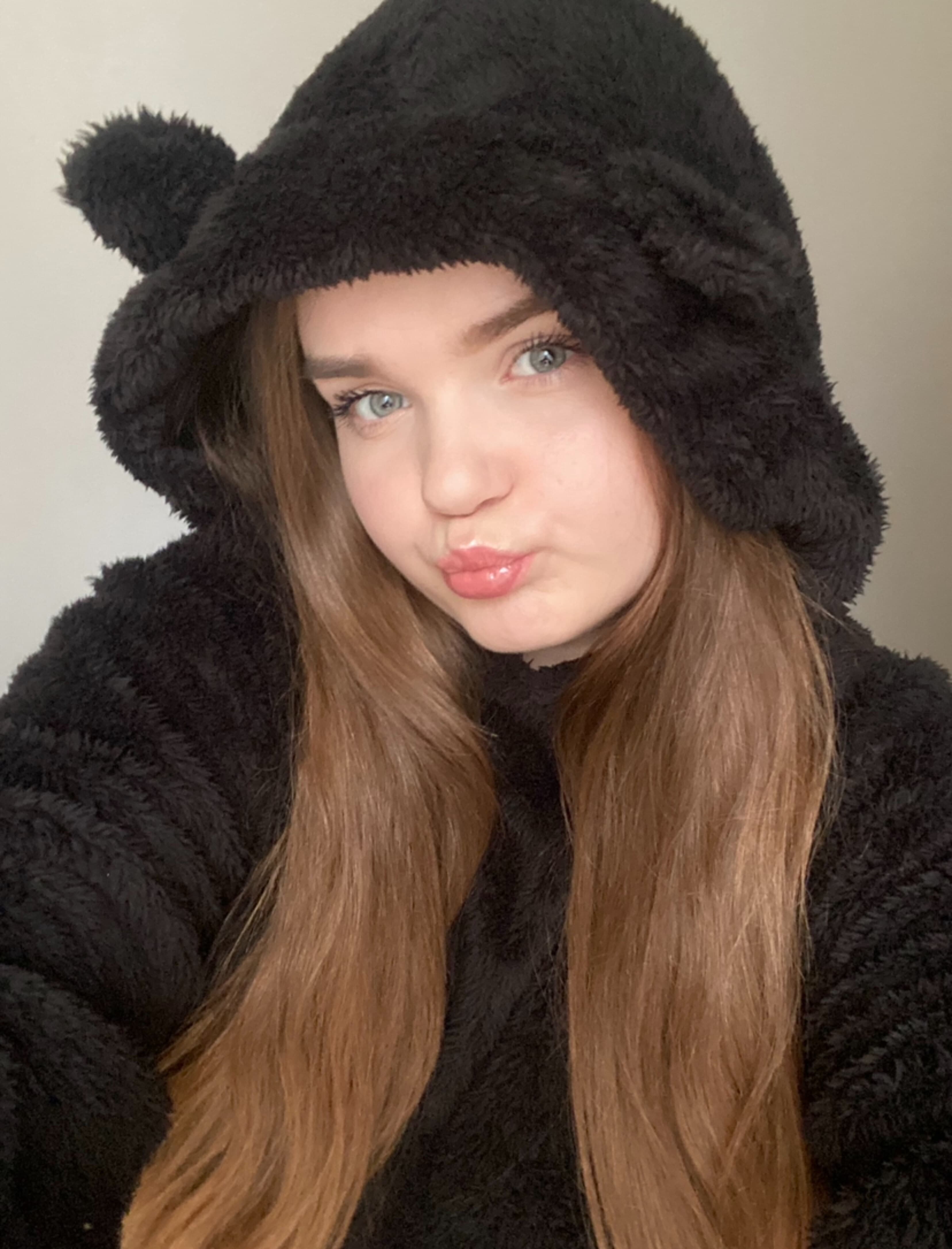 ur fav gamer girl 🕹️❤️