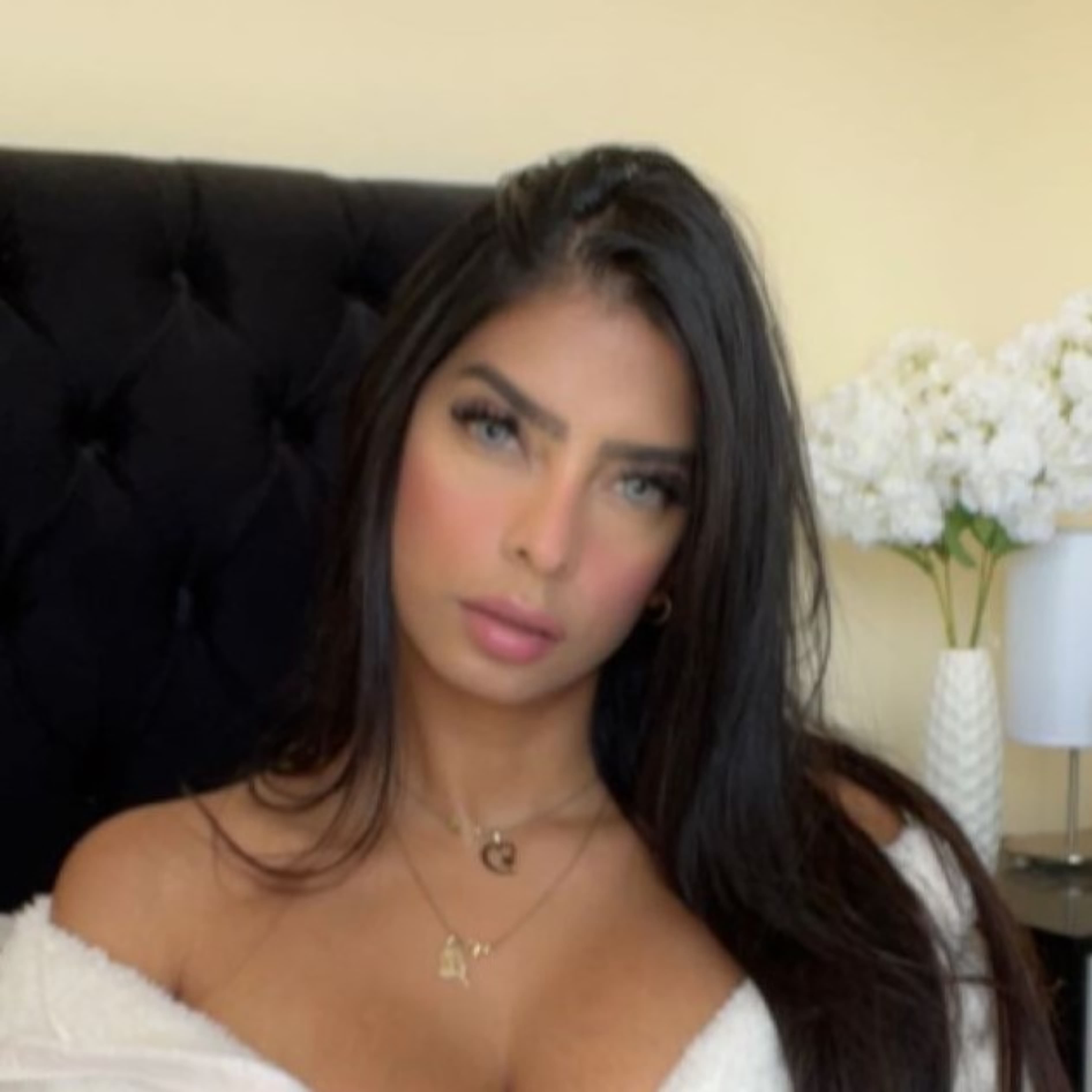 Your big ass latina girl  𝑱𝑬𝑺𝑺𝑰𝑪𝑨 🫦