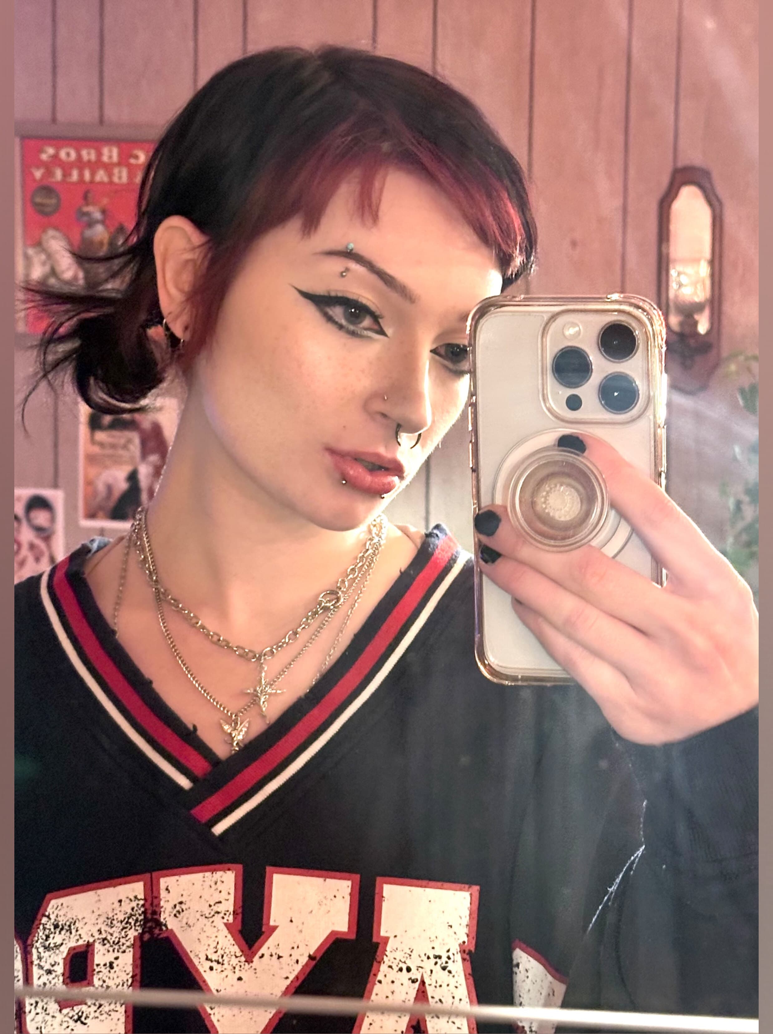 lane w. ✮ ⋆ ˚｡𖦹 ⋆｡°✩