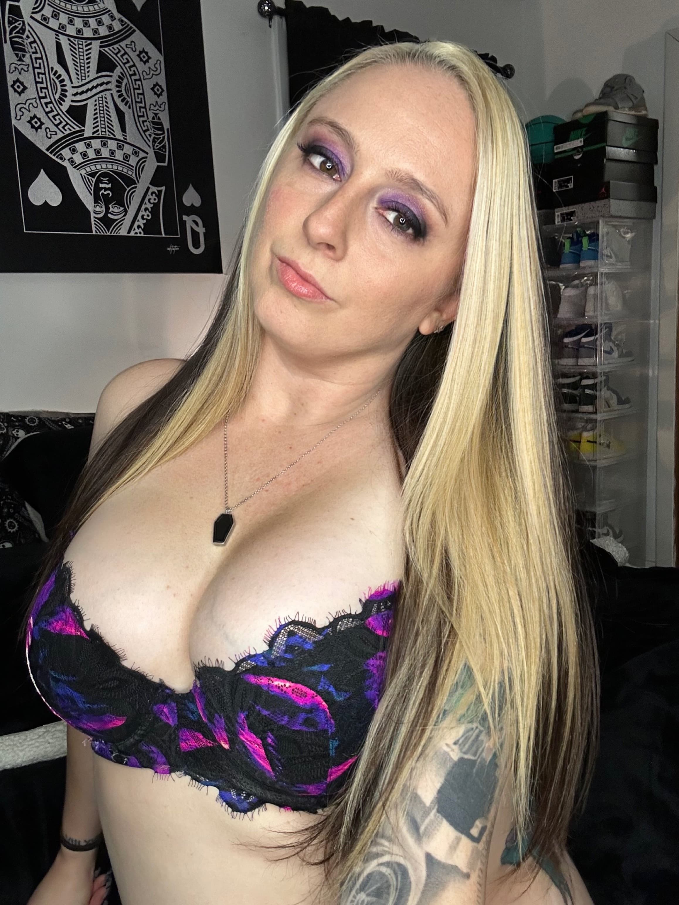 Your favorite Online GF! 💦