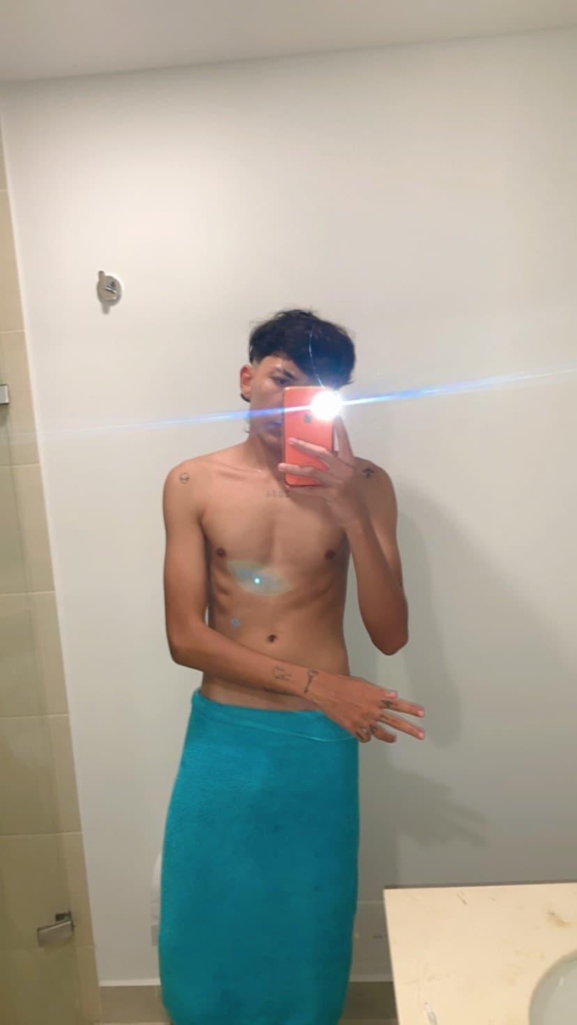 Andrés Díaz 🫅🏻