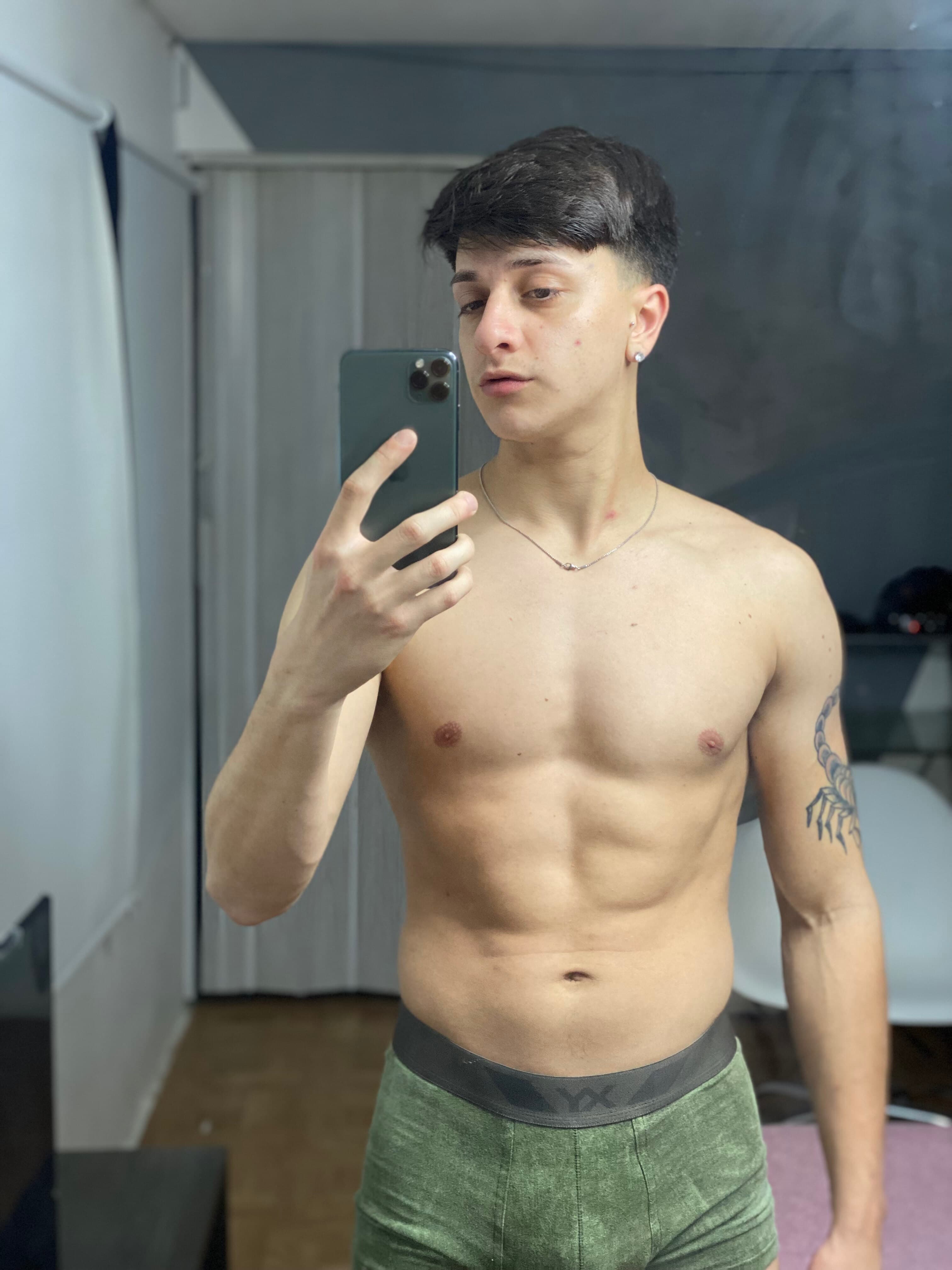 Monzi Barreto VIP🤴🏻