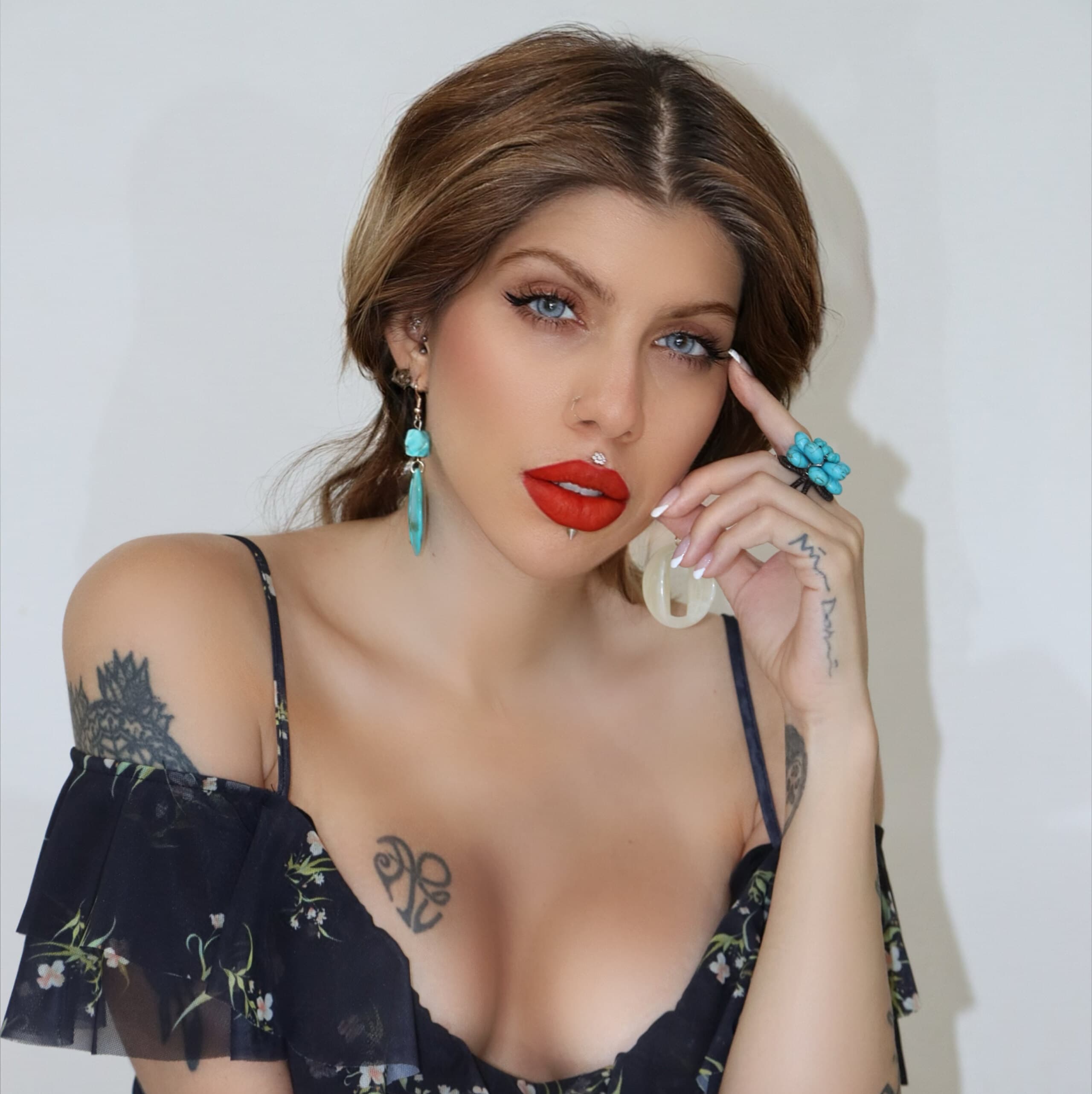 💎𝘋𝘰𝘮𝘪𝘯𝘢𝘵𝘳𝘪𝘹 𝘙𝘪𝘵𝘢 15.8K FANS