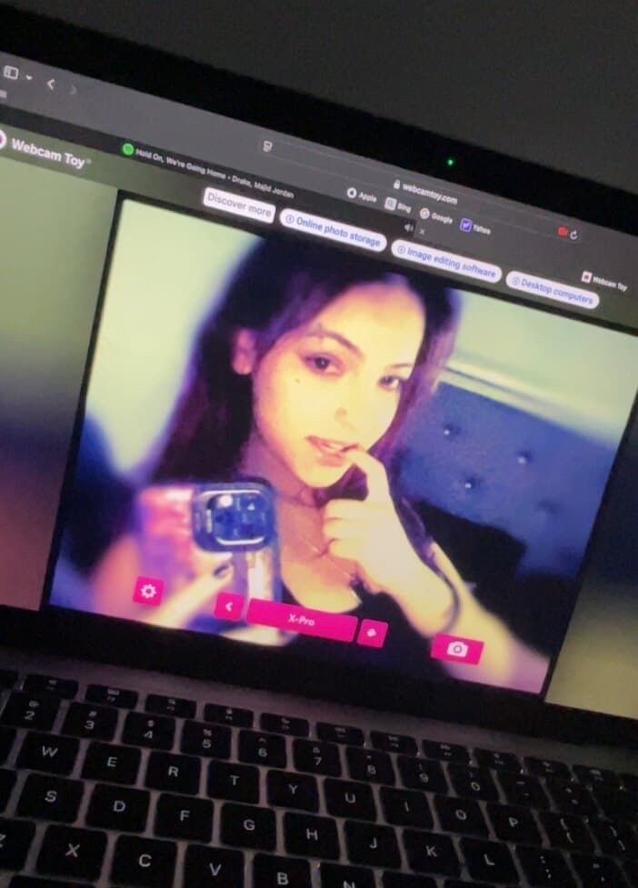 𝓃𝒾𝒸𝑜𝓁𝑒