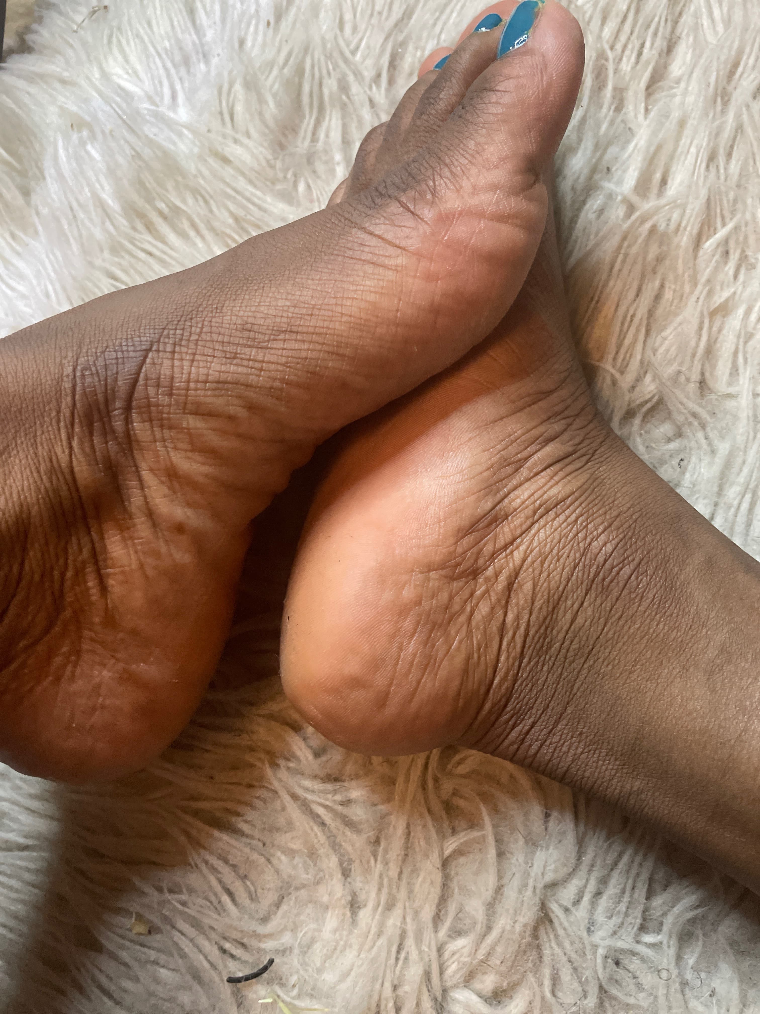 Ebony Foot Goddess