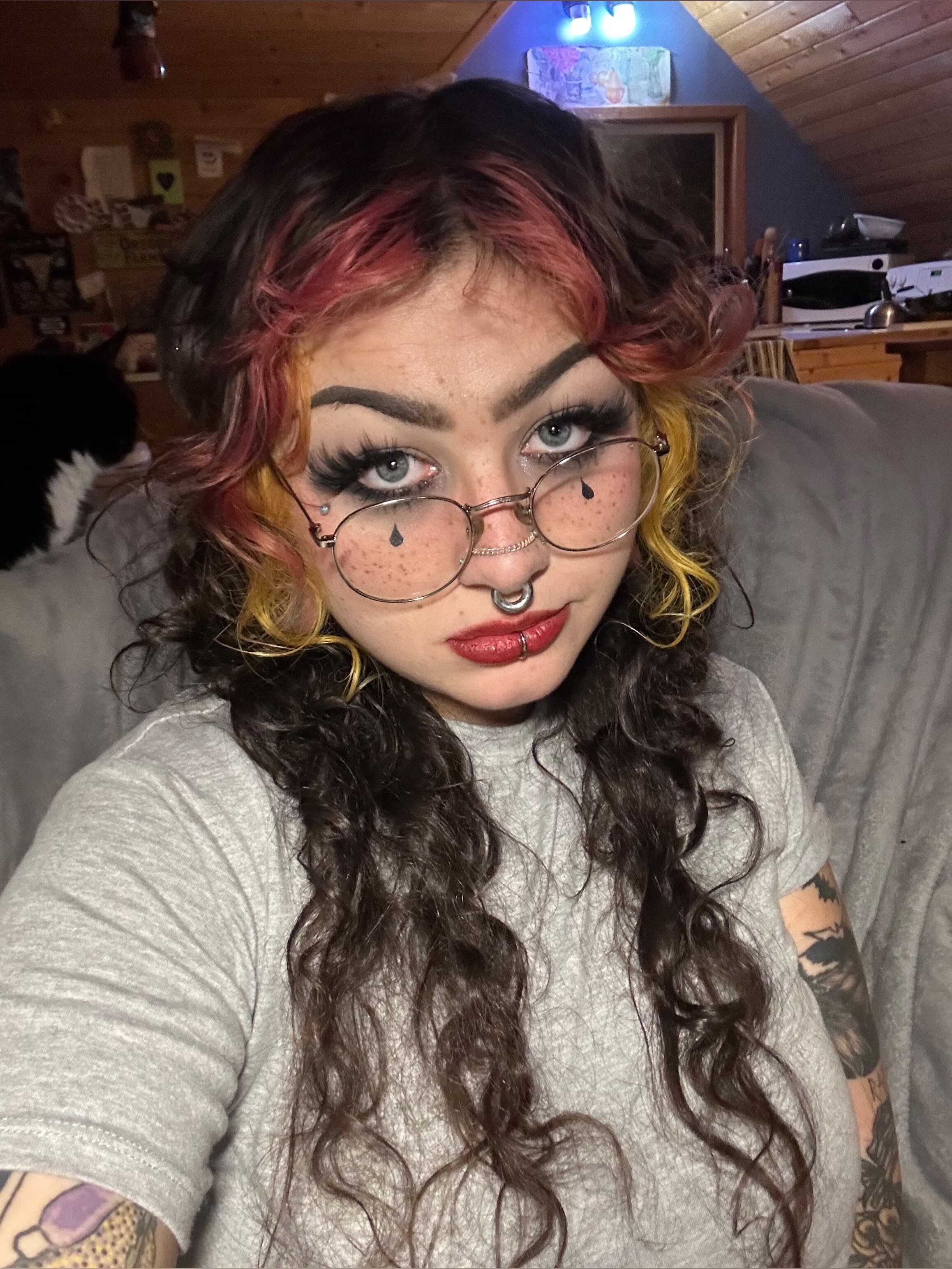 🕷️E. Hulder🕷️