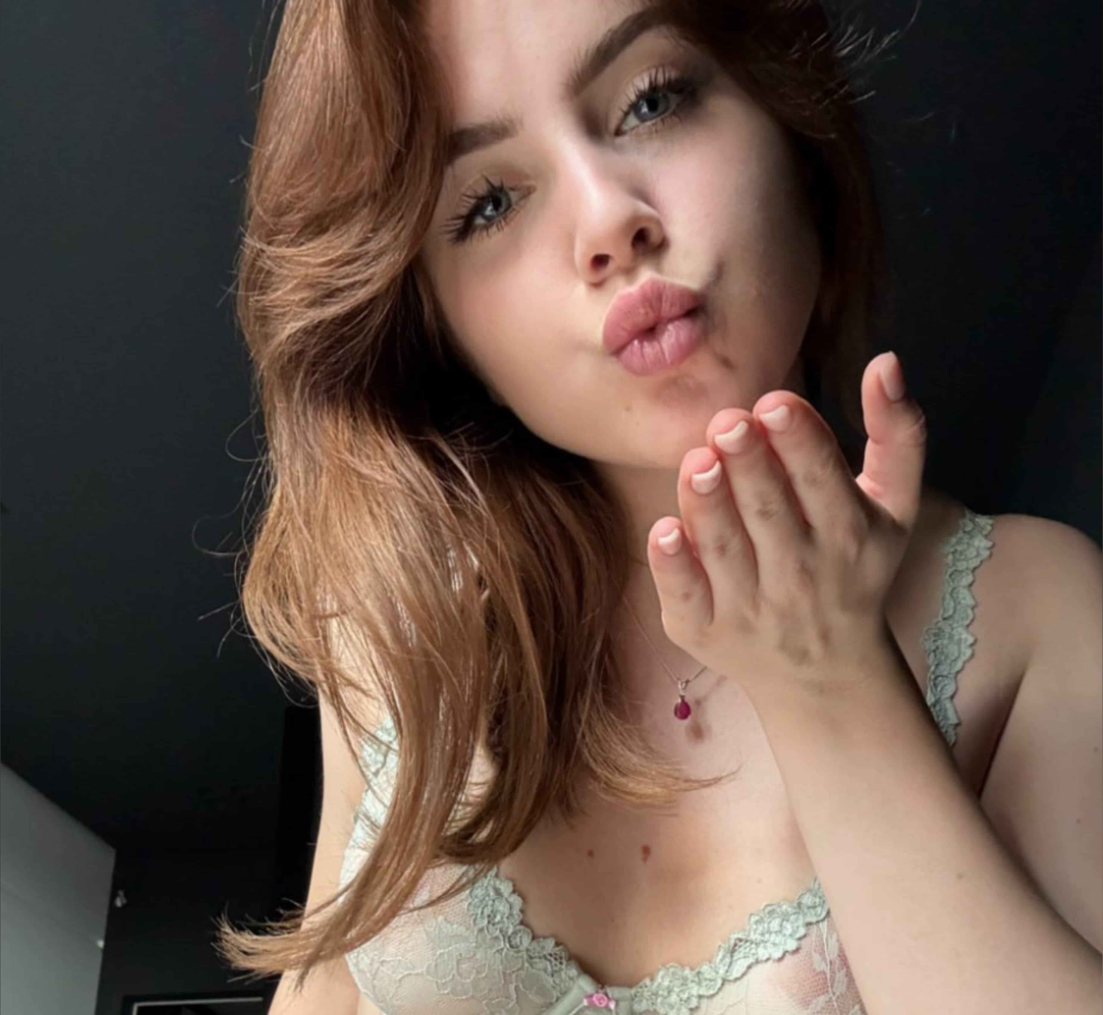 🟢  𝐸𝑀𝐼𝐿𝐼𝒜 💛🧸