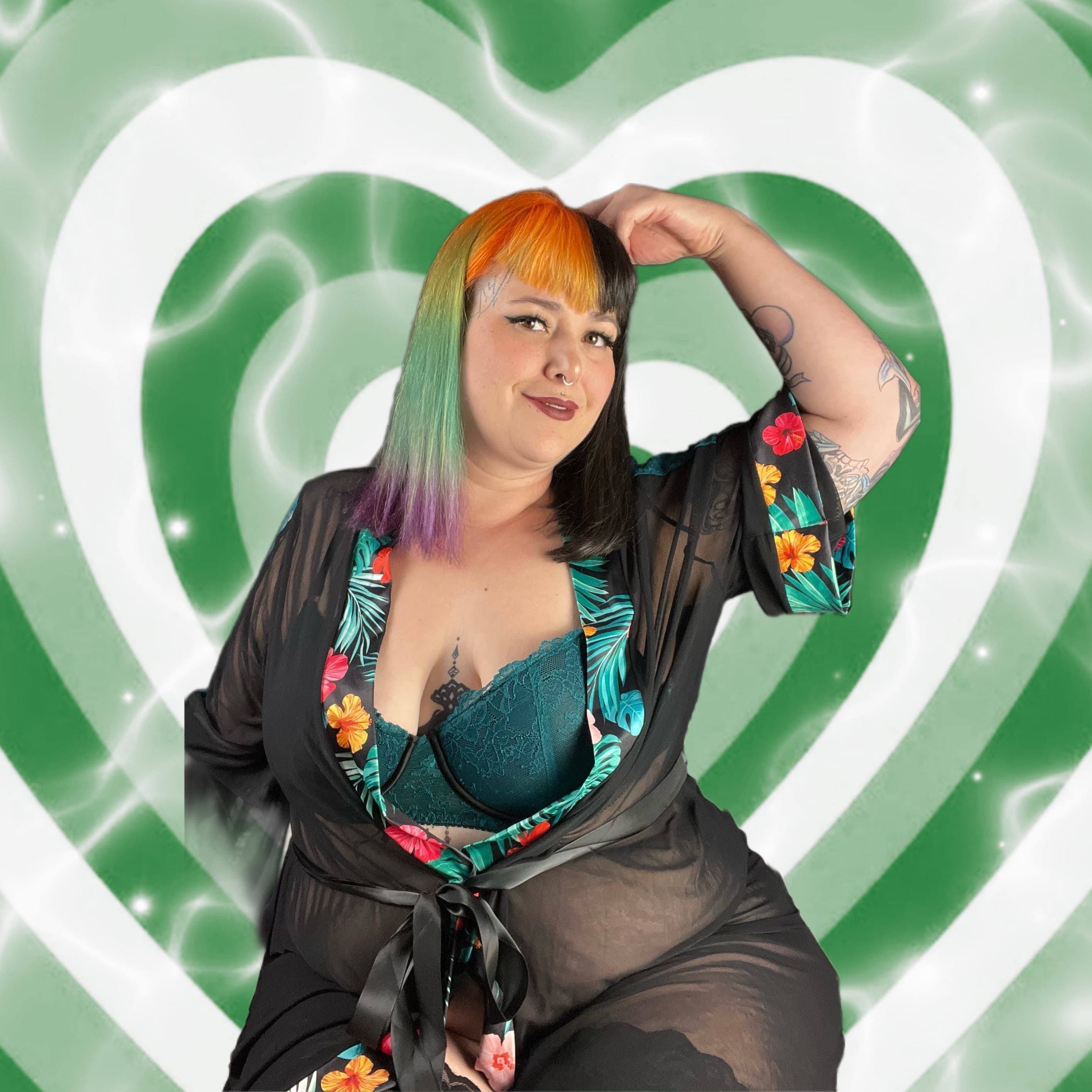 🦇 Little Missy May 🦇✨ 𝔤𝔬𝔱𝔥 𝔟𝔟𝔴  ✨