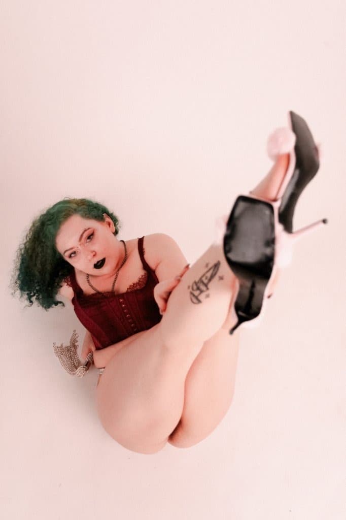 ✨ GoddessElleStar✨ NO PPV