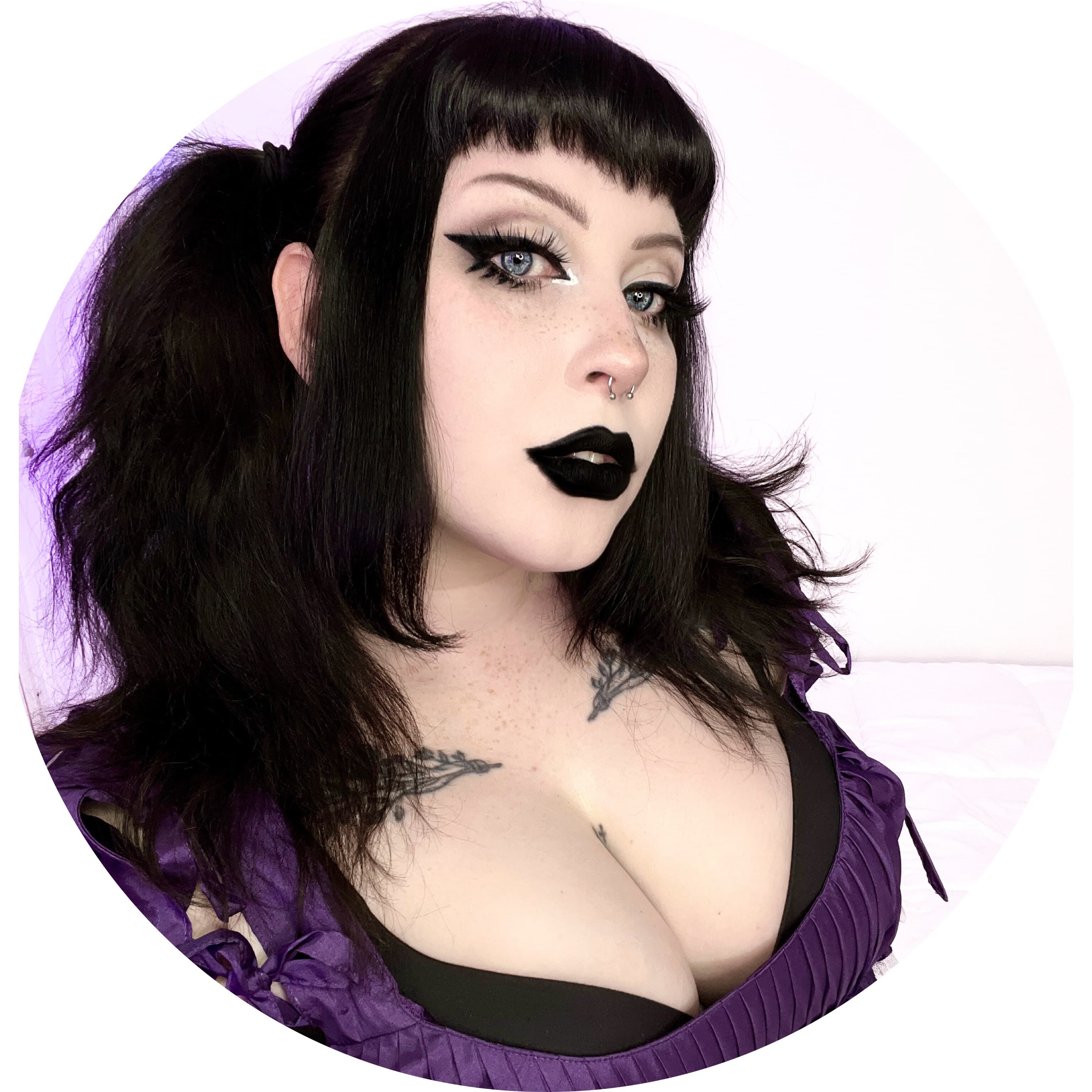 🖤gothpixi🖤