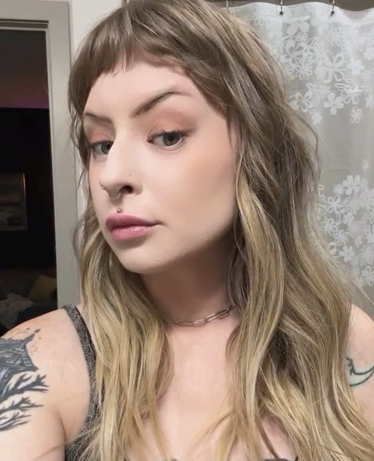 𝕘𝕣𝕒𝕧𝕖𝕤