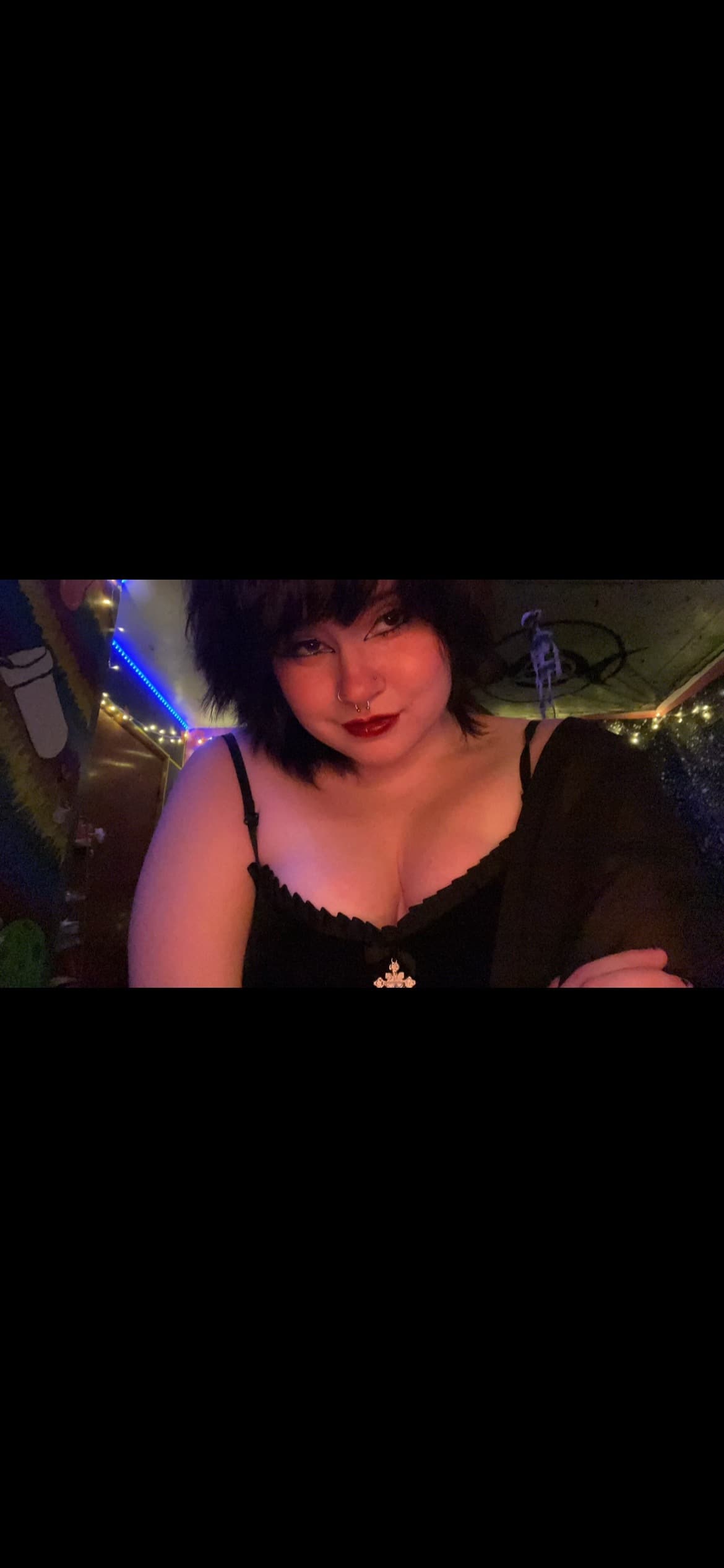 ᴇʟɪꜱꜱᴀ 𖤐˚ ༘♡ ⋆｡