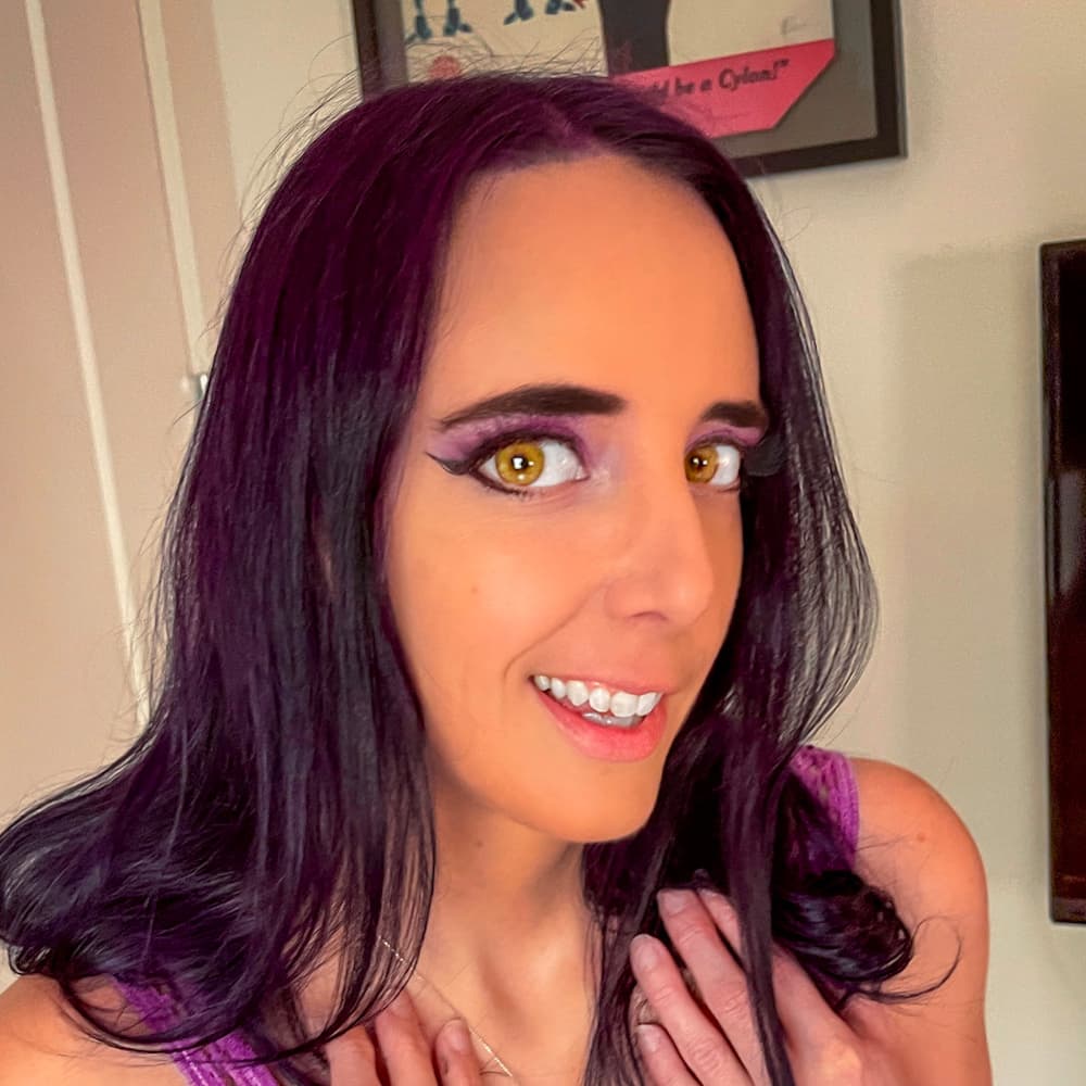 Angela the Hobby Daemonette ~ 💜