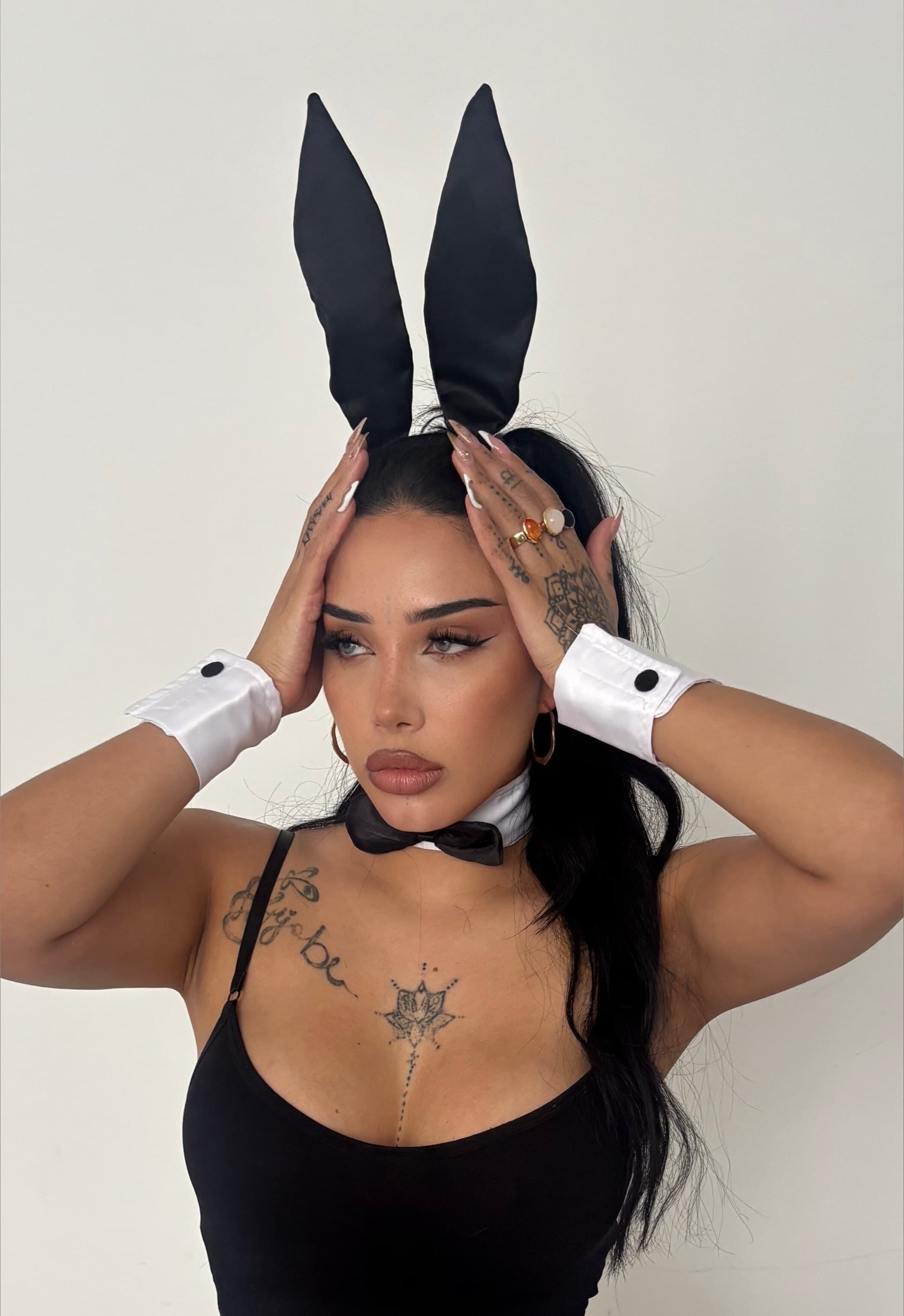 𝗝𝗮𝘀𝗺𝗶𝗻𝗲 𝗠𝗶𝗱𝗻𝗶𝗴𝗵𝘁 ✨🌹