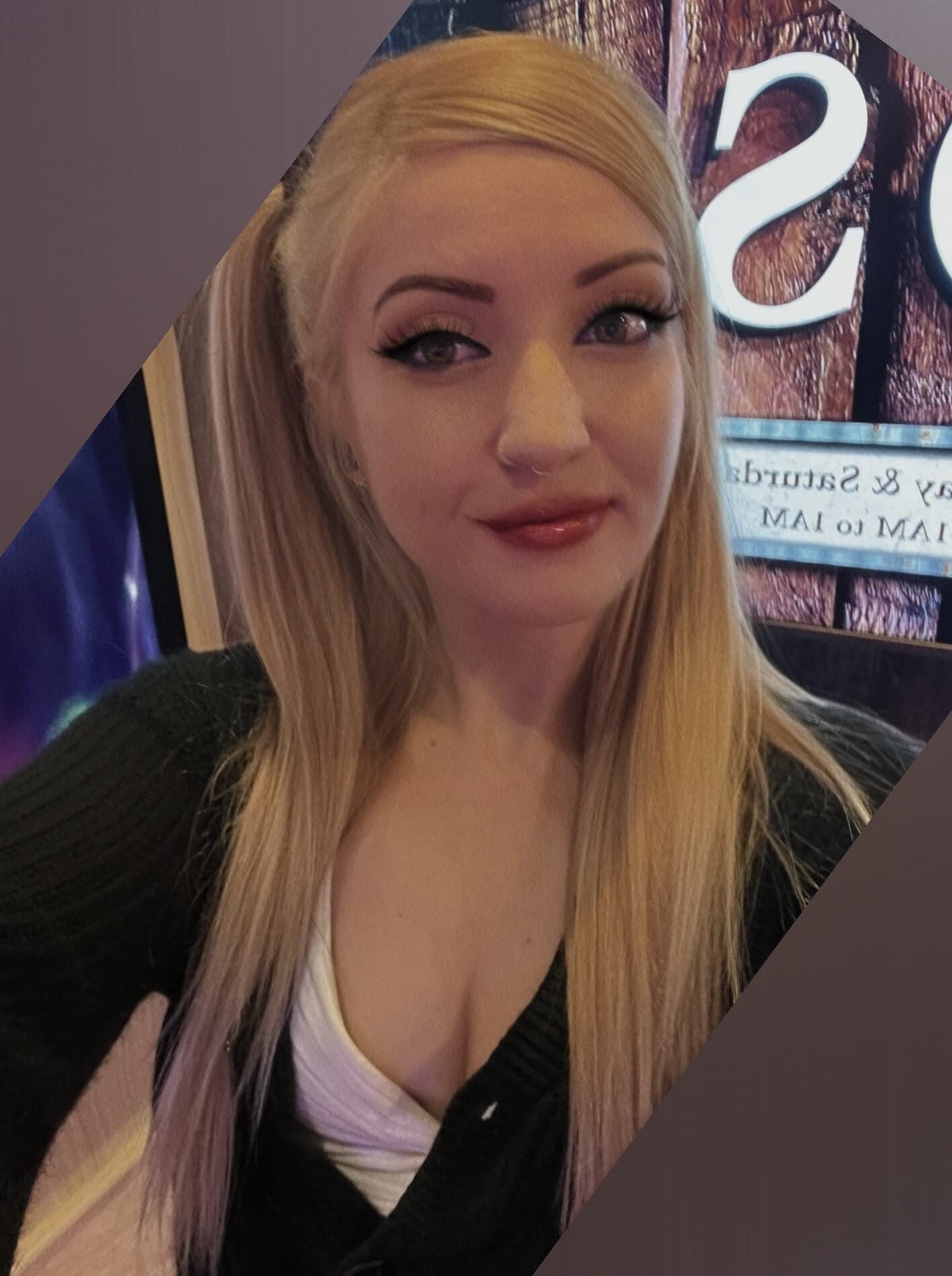 JADE WONT BEHAVE 😈