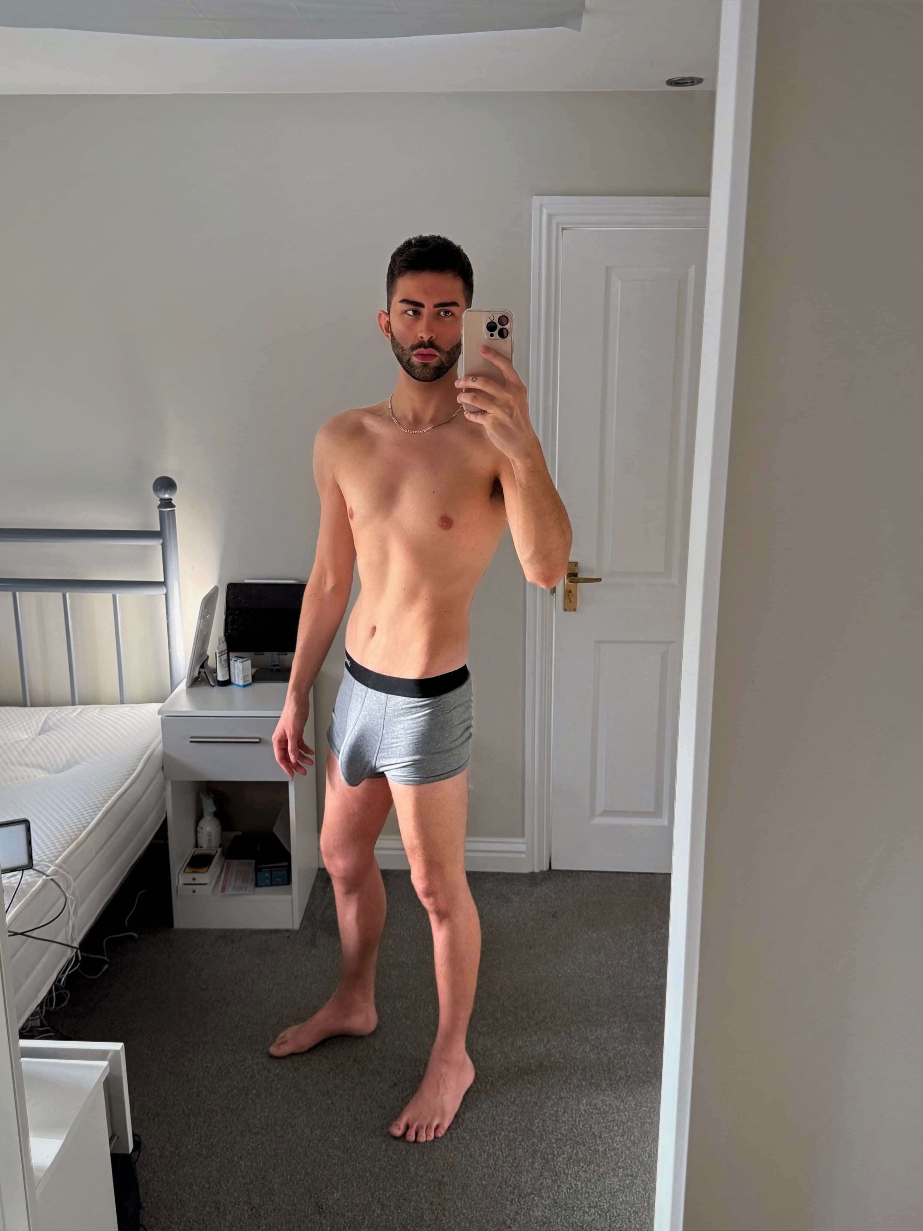 James Aston / JastonWorld™ 🌴