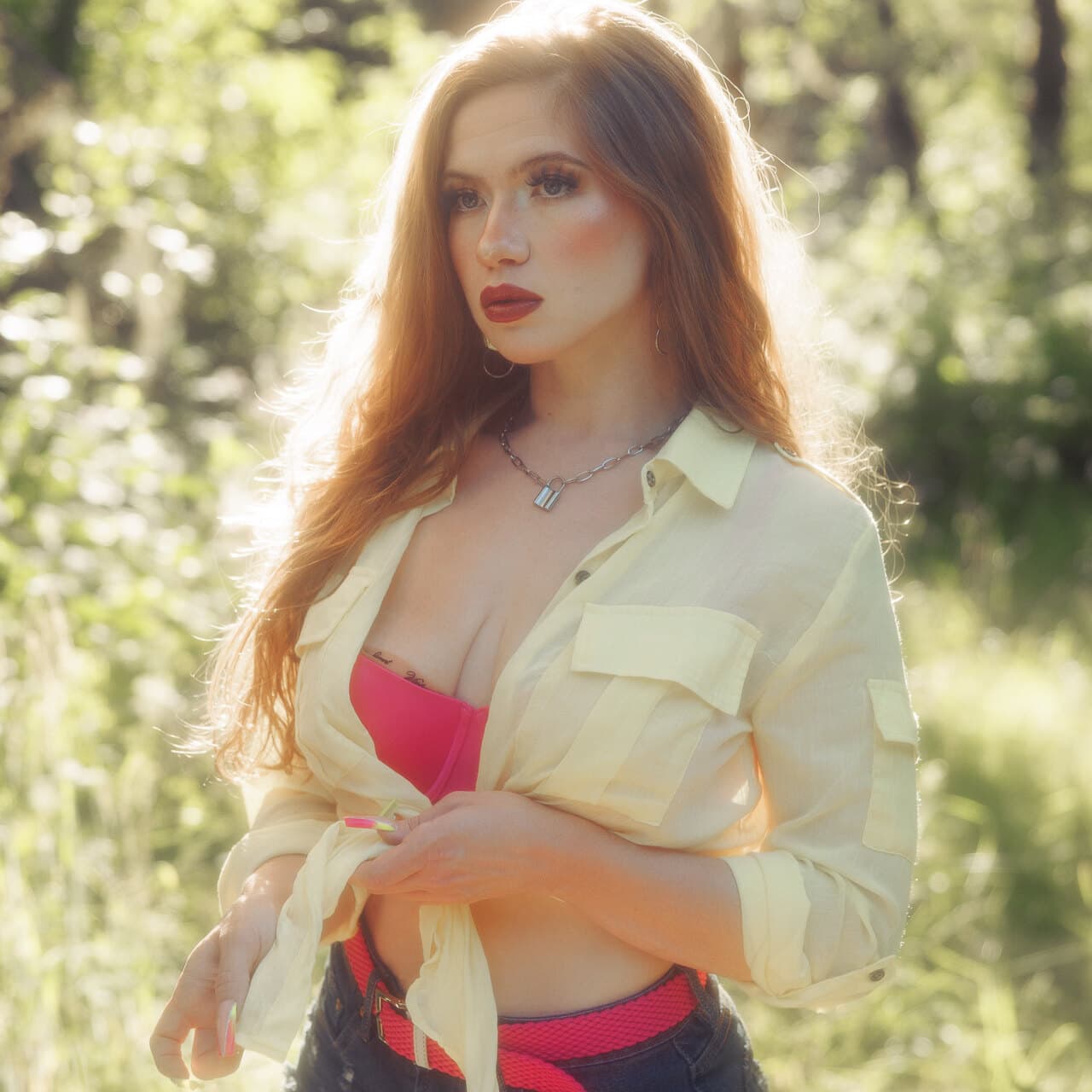 𝓛𝓾𝓬𝔂 𝓚𝓮𝓵𝓵𝓮𝓮