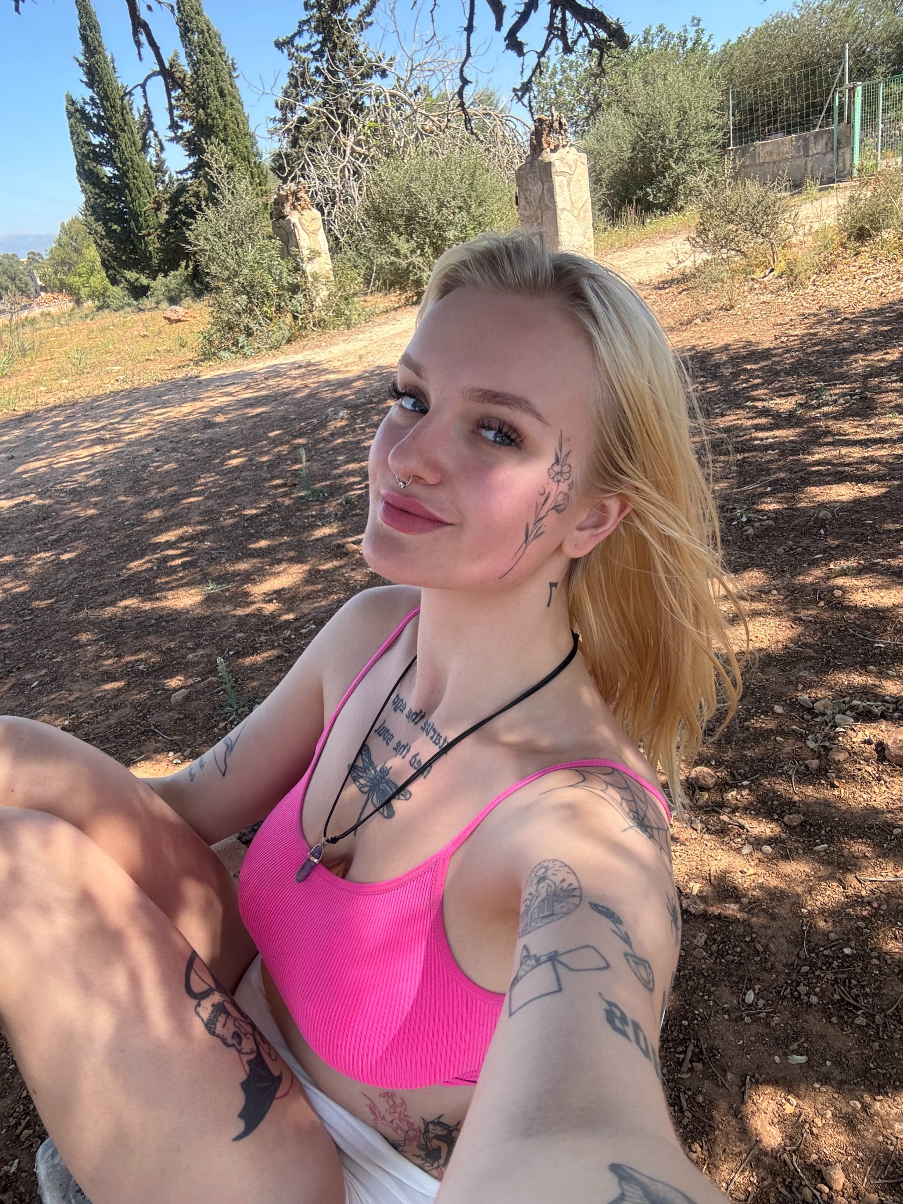 🧚🏻‍♀️KIKI HELEN🧚🏼‍♀️