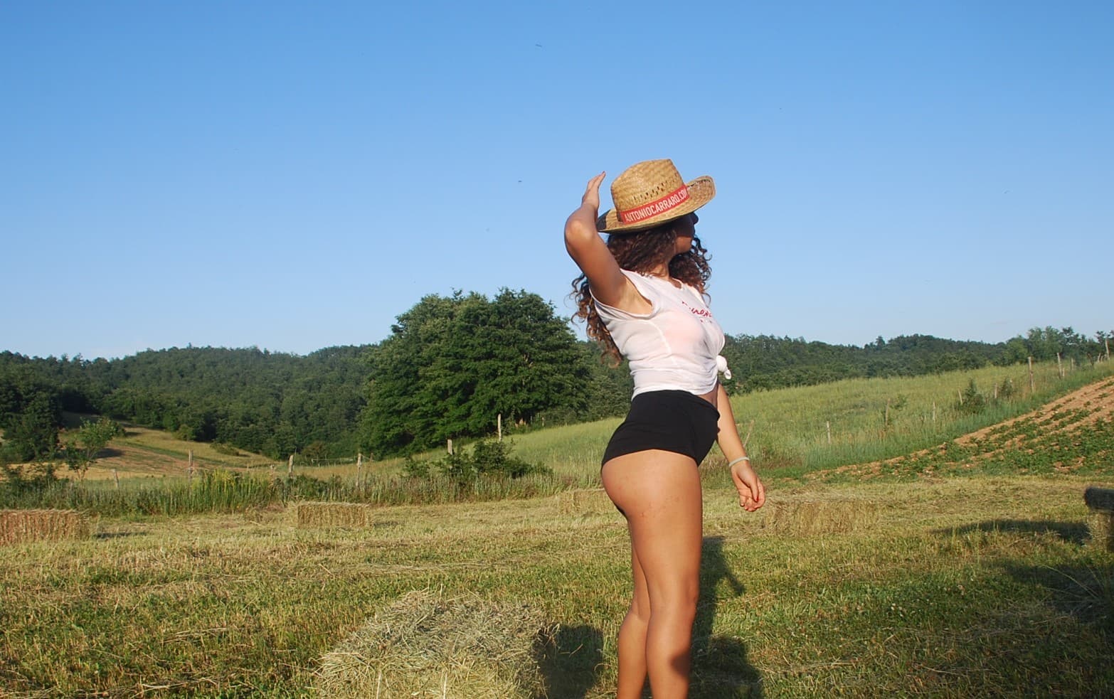 Lady ana  ONLYFANS FREE