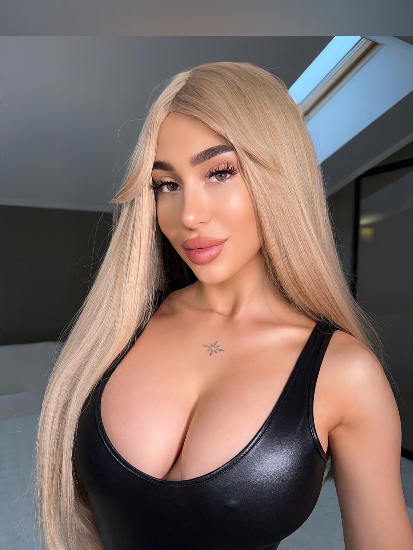 🍒 L O U I S E 🍒