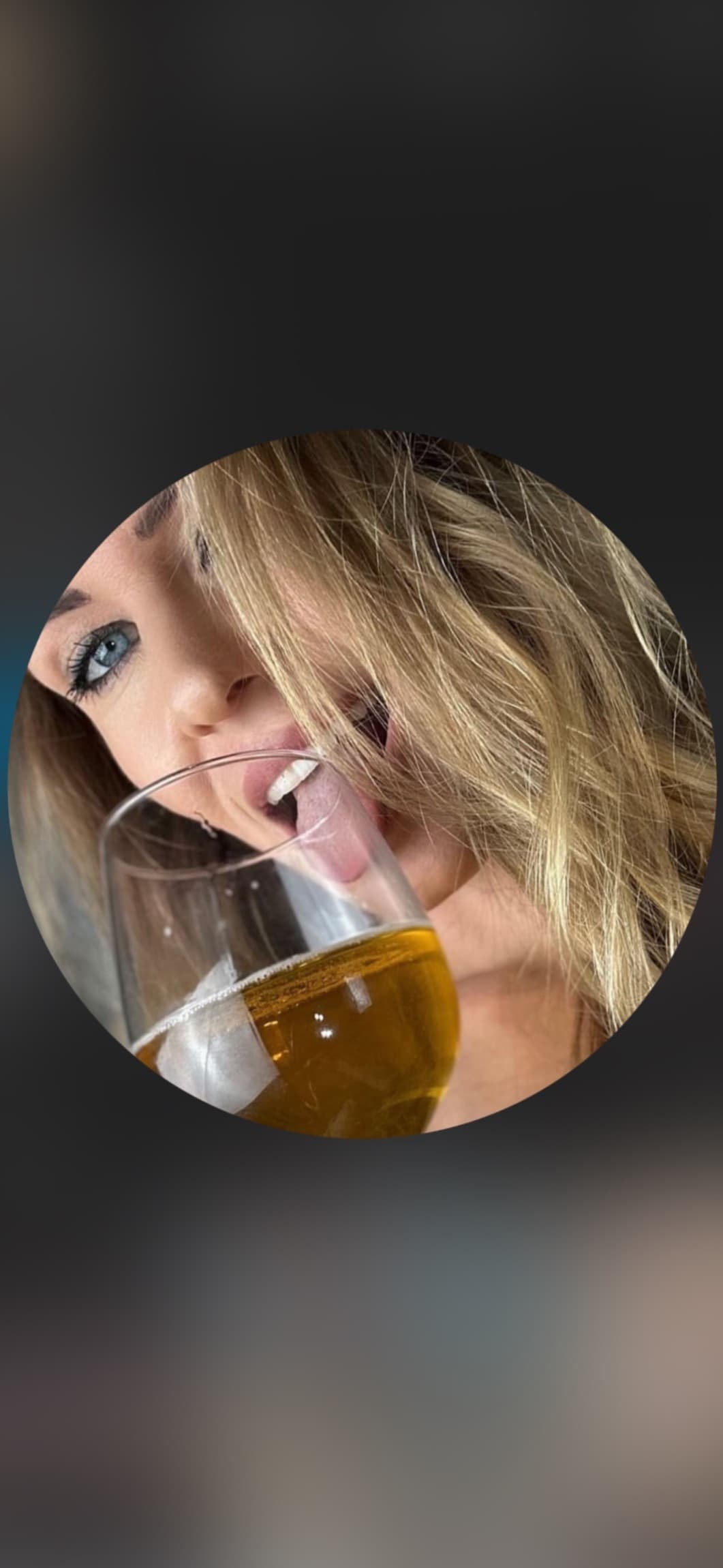 Claudia Macc (Martina)