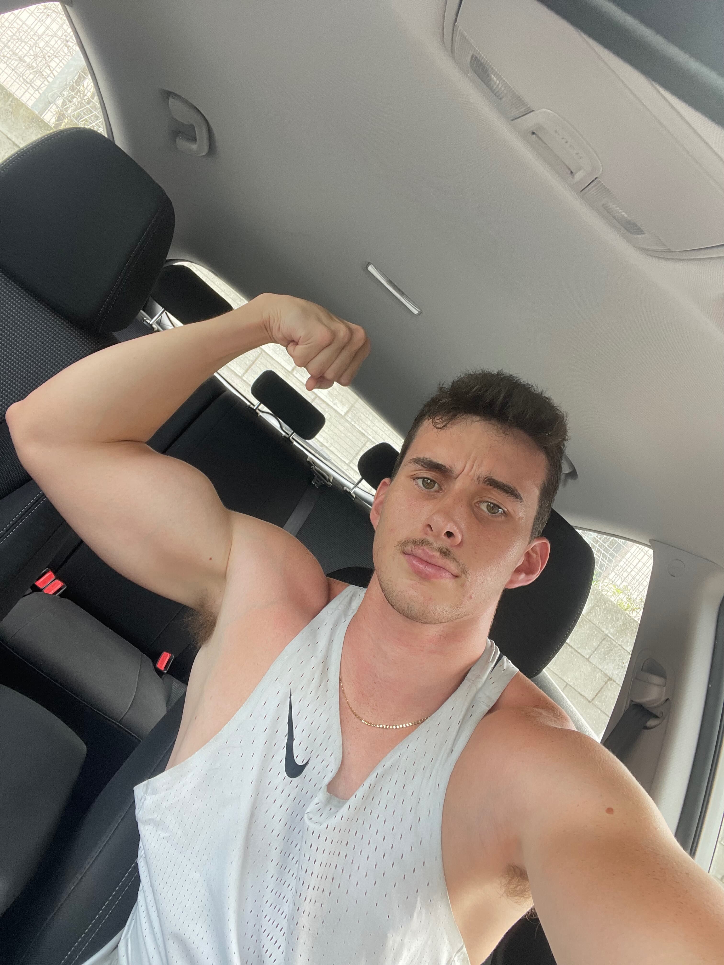 Melbourne Twink Bro 🍆🍑