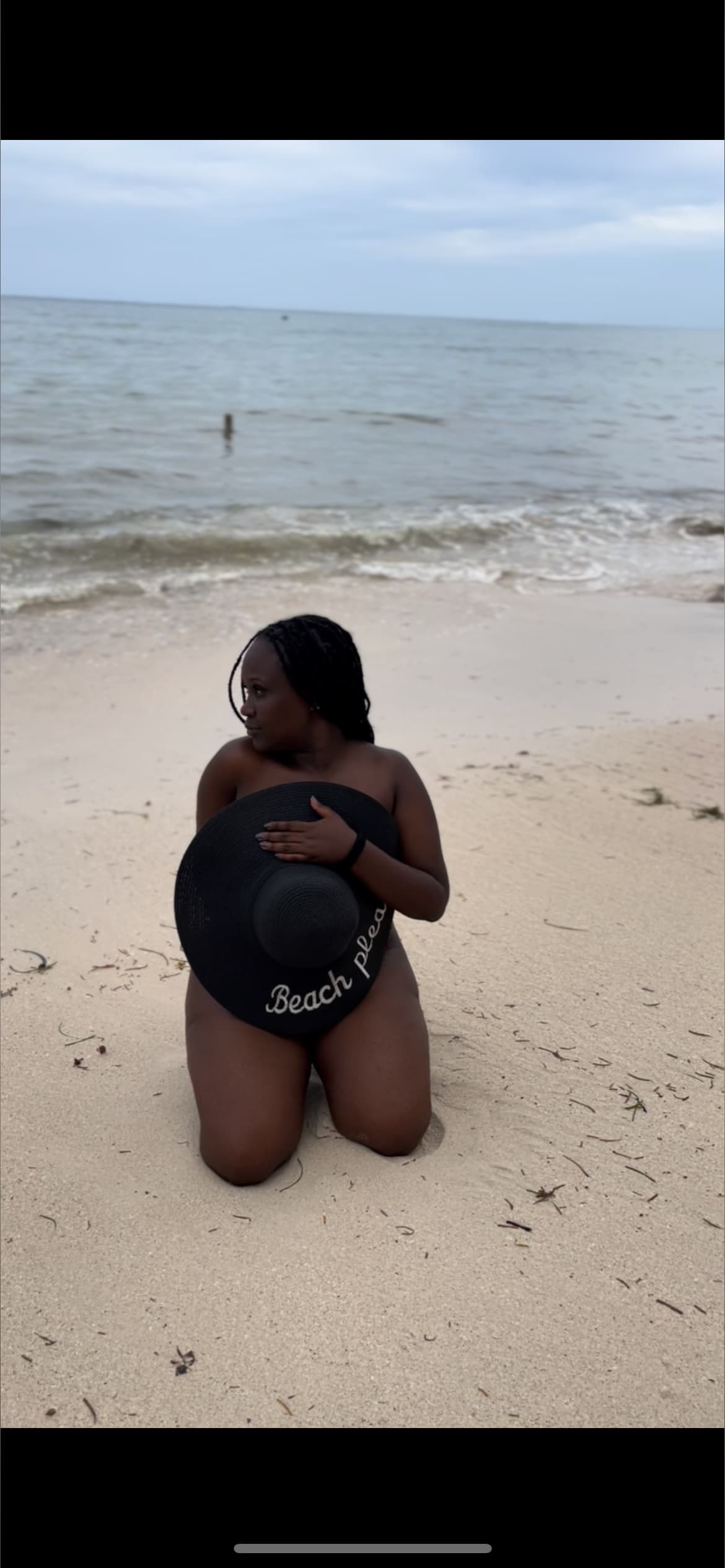 𝗖𝗥𝗘𝗔𝗠 𝗤𝗨𝗘𝗘𝗡