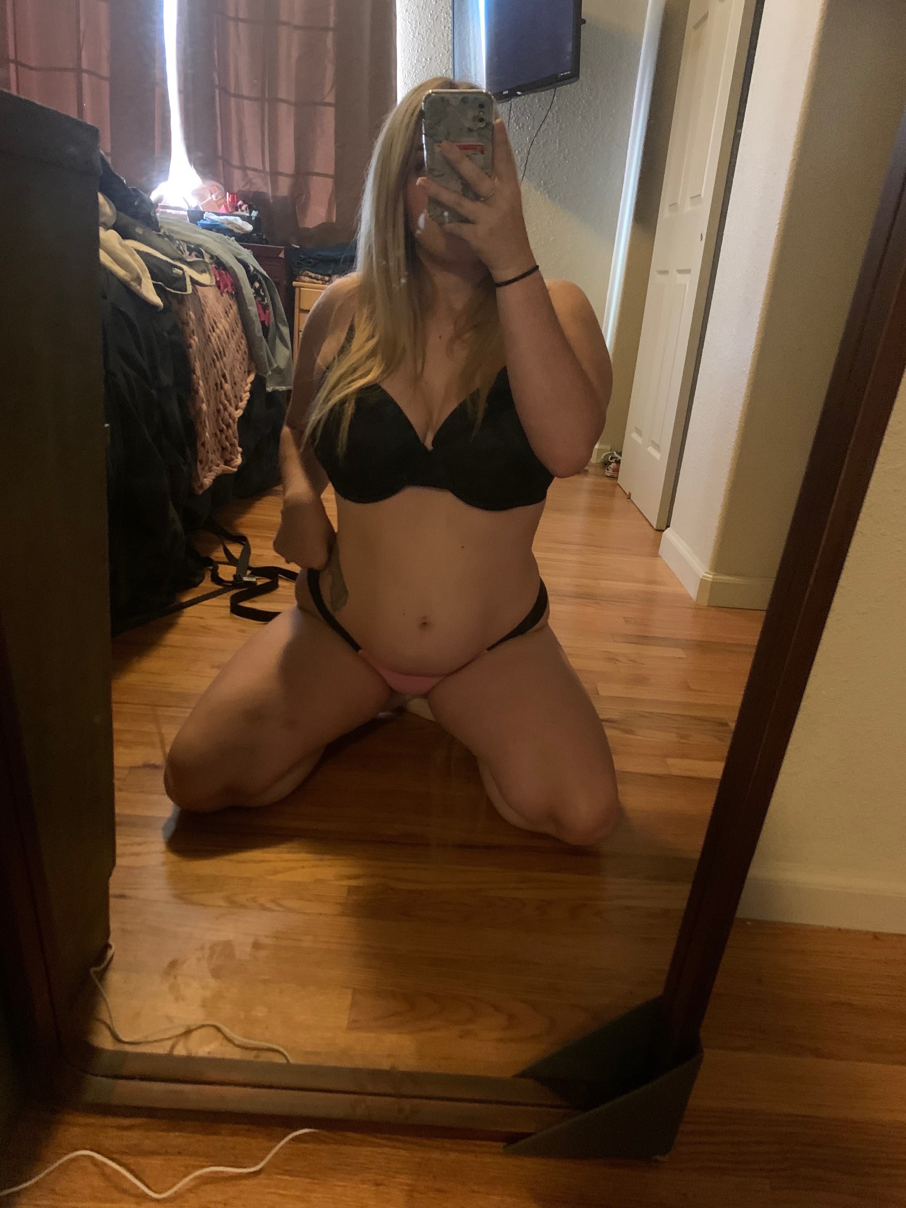 Mila Huddleston😈💋