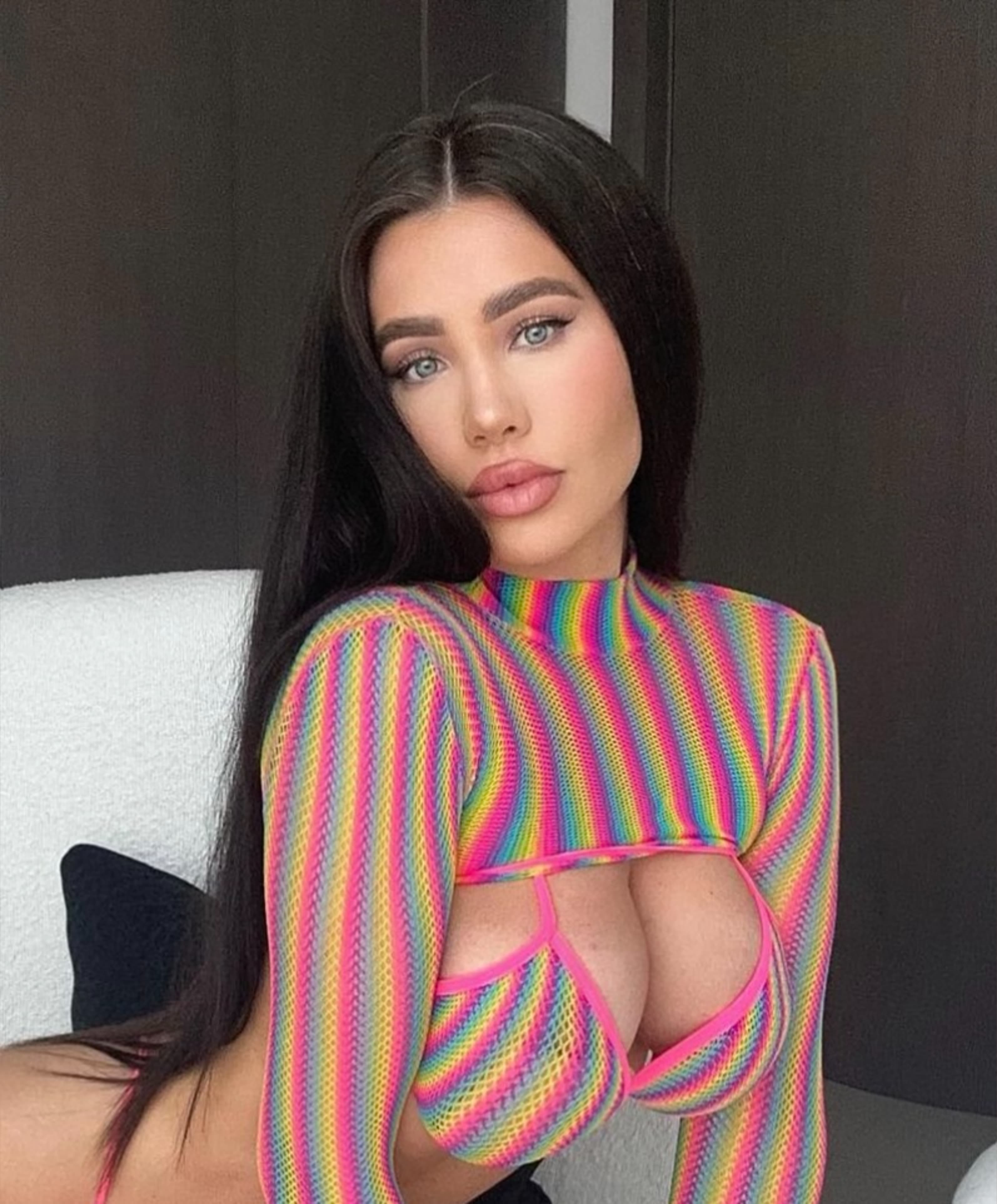 BRITISH HANNAH 🇬🇧☕️