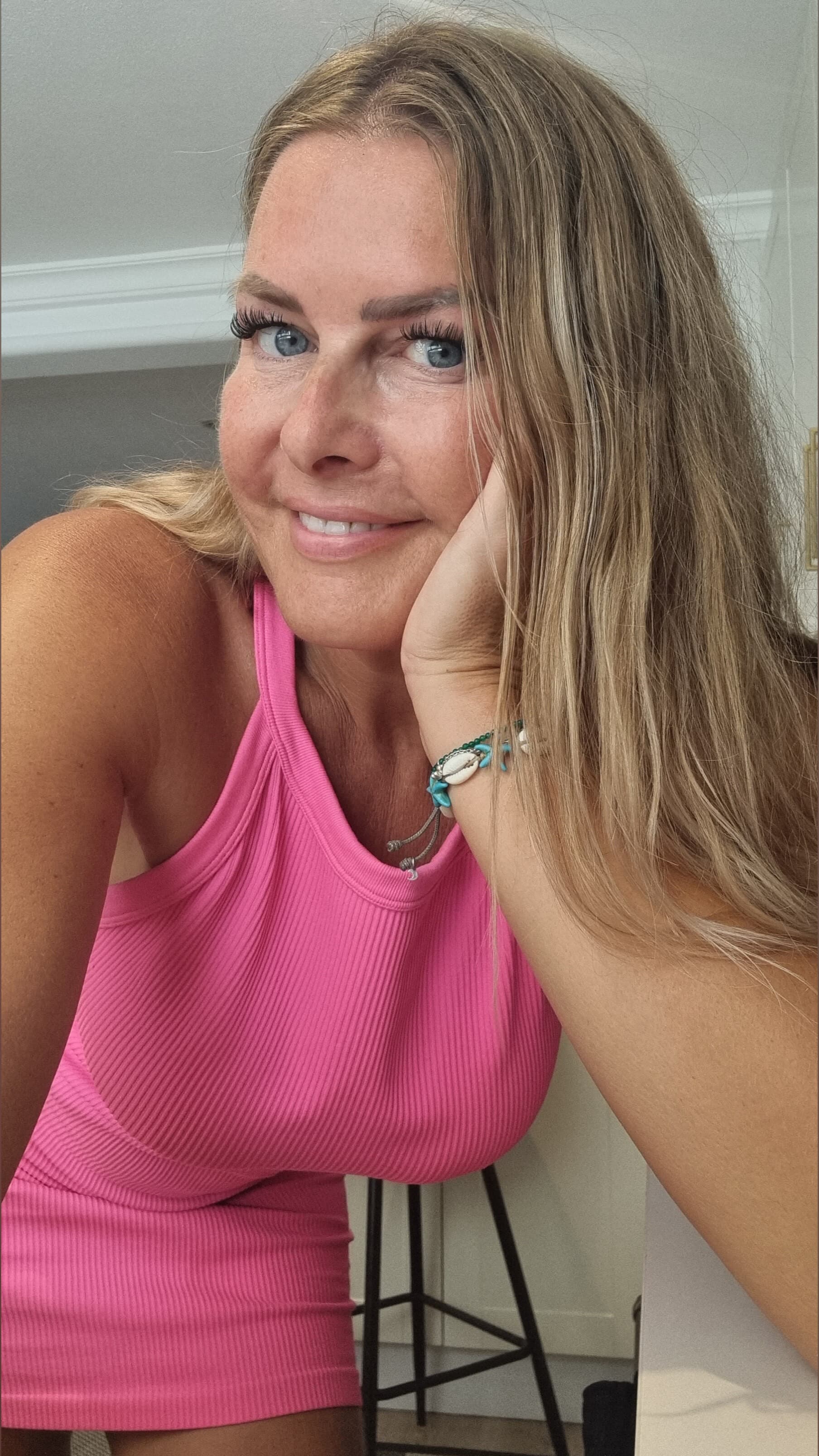 Caly Morgan X Rated 🔞