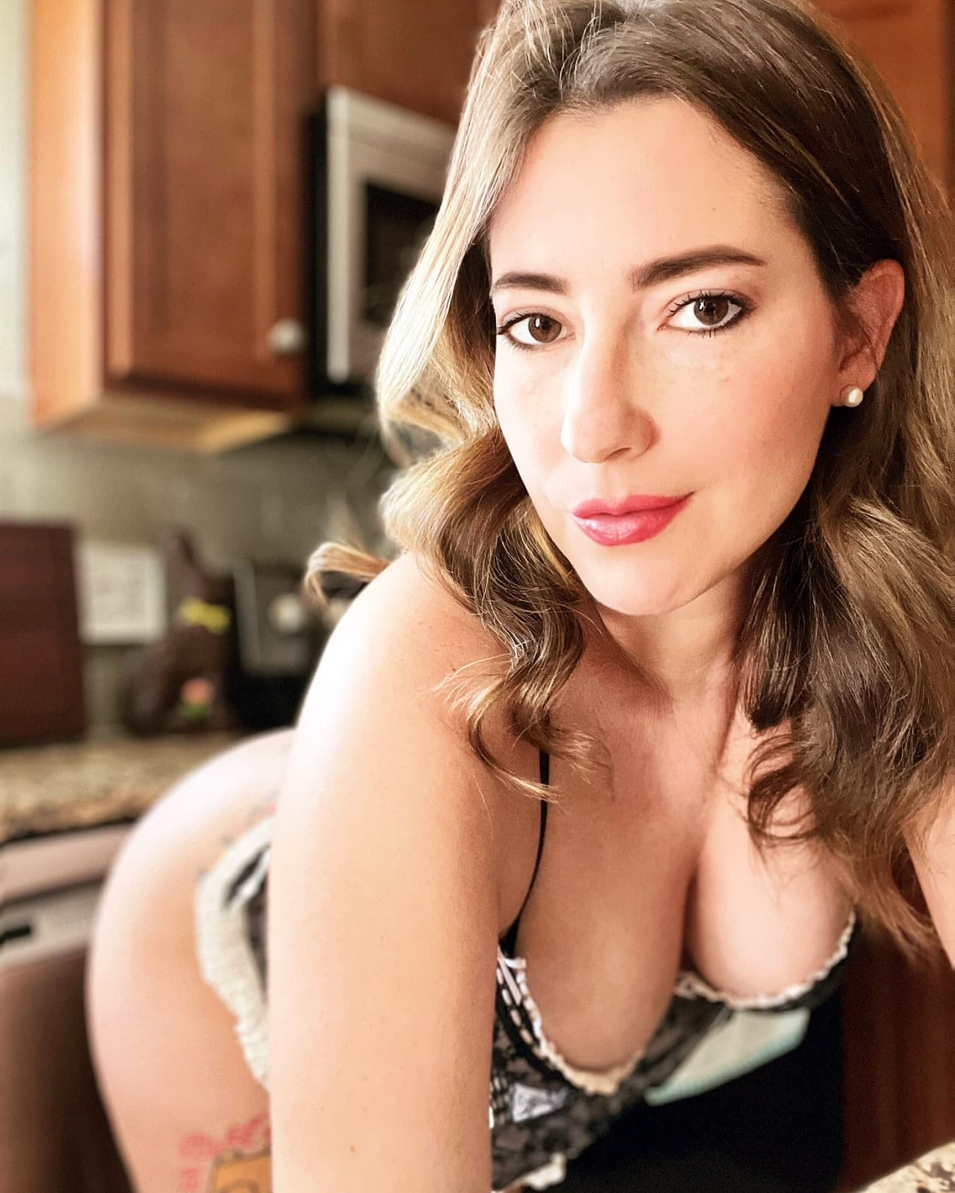 Not your average Milf 😈