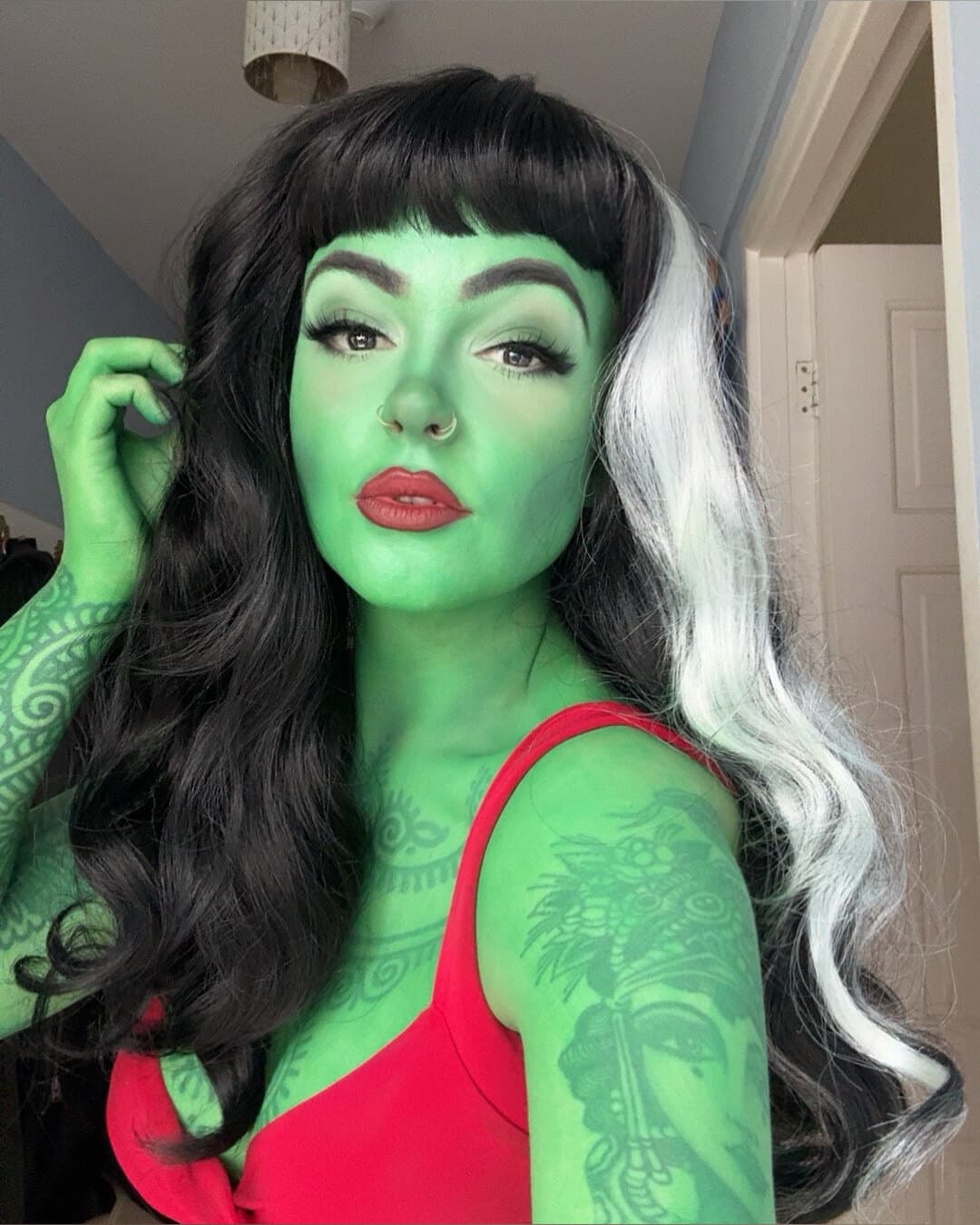 Viola Fawn - LIVE STREAMER