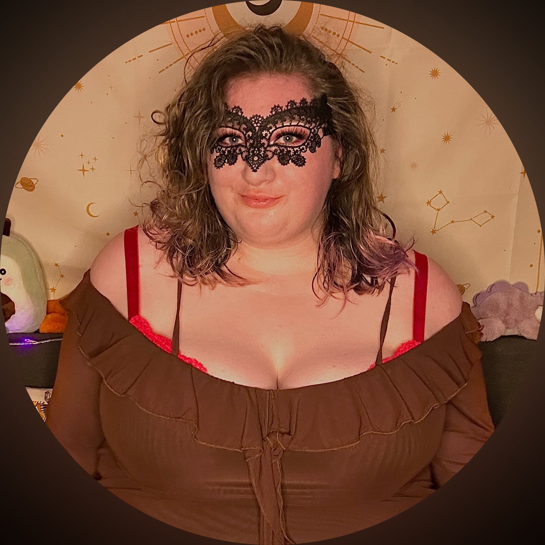 Phoebe's Office 🌼💜