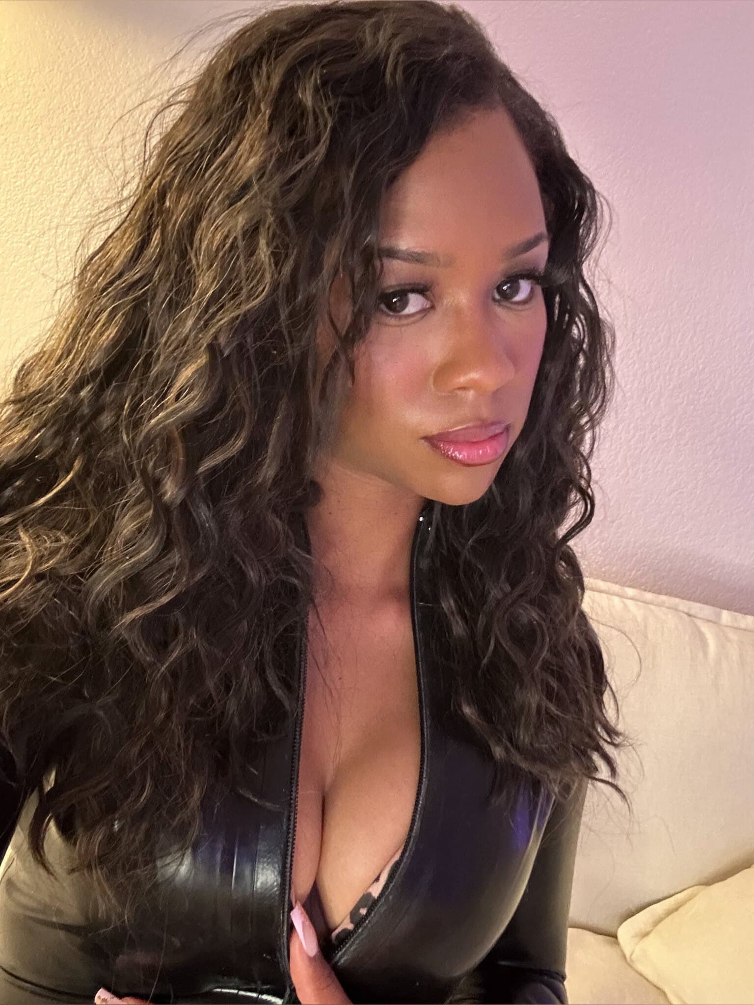 Findom Ebony Goddess