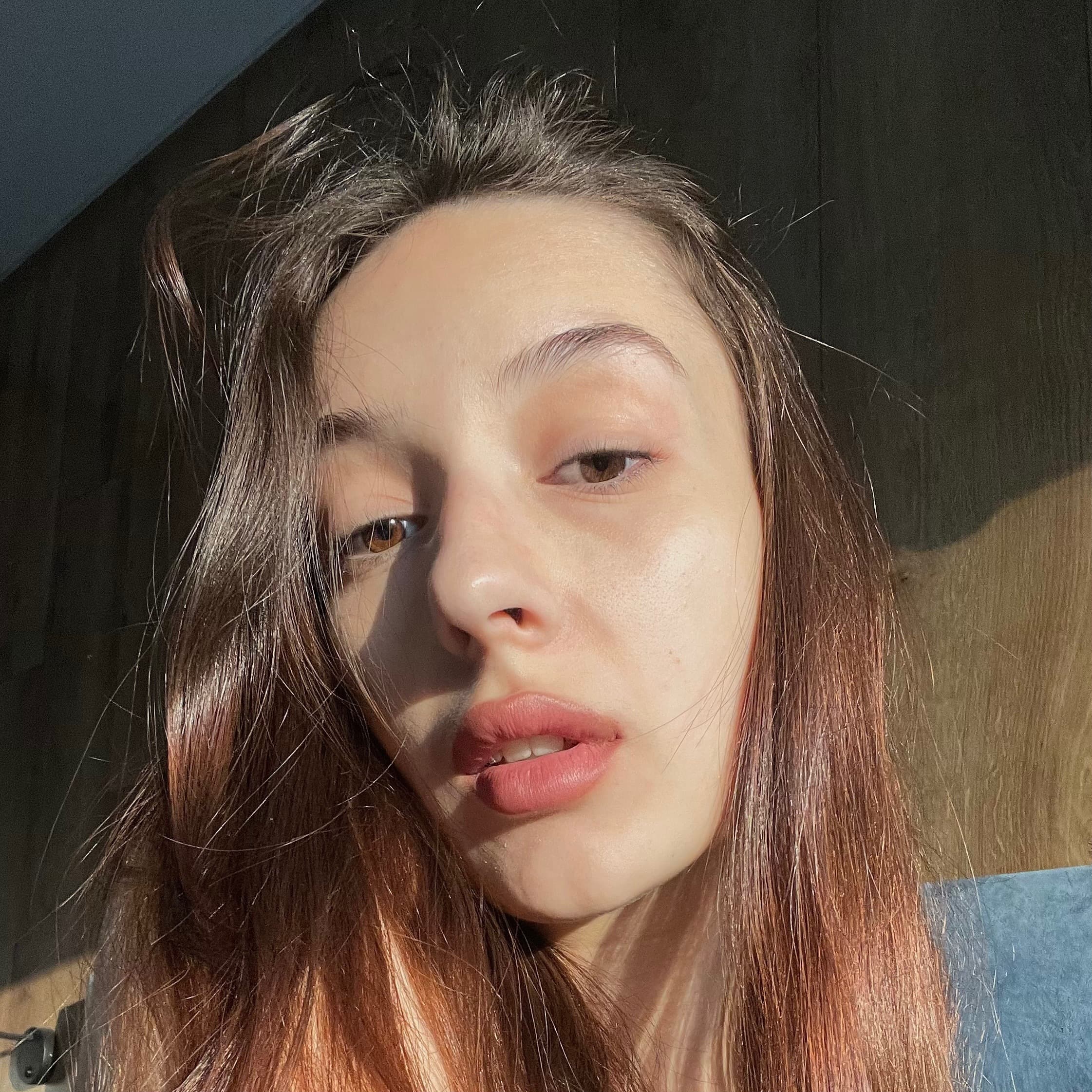 𝐏𝐨𝐢𝐬𝐨𝐧 𝐈𝐯𝐲