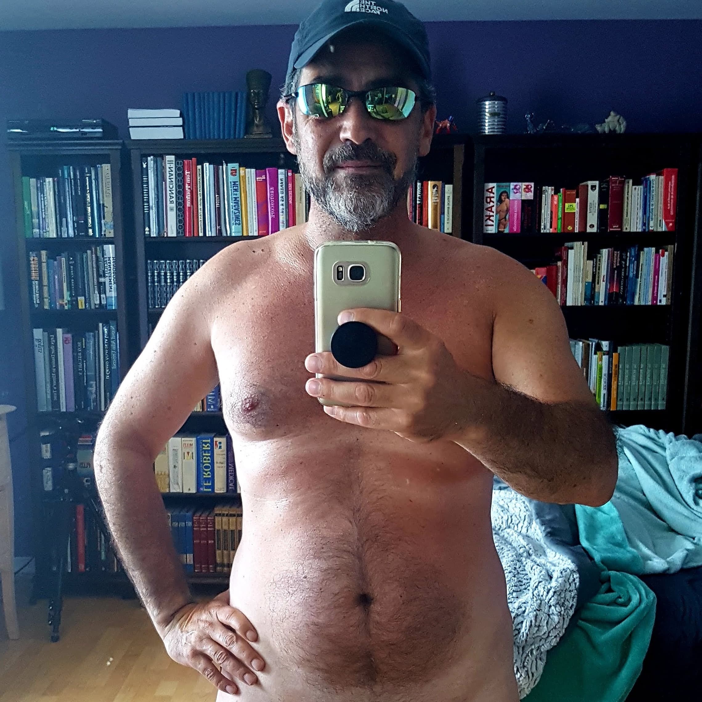 Uncut71 ♂ of QcYngCpl