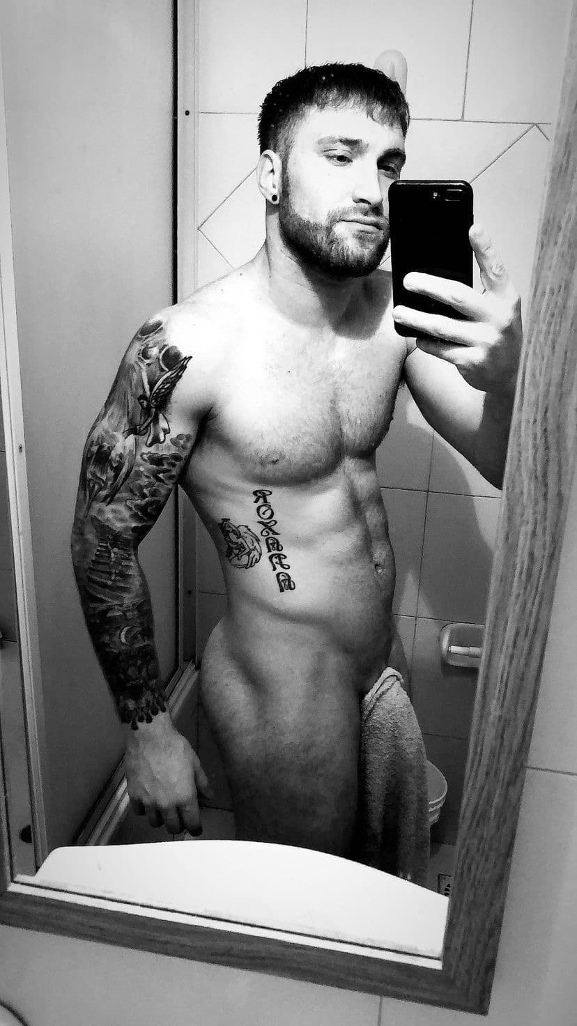 🍆Benja🍆 (Free Account)