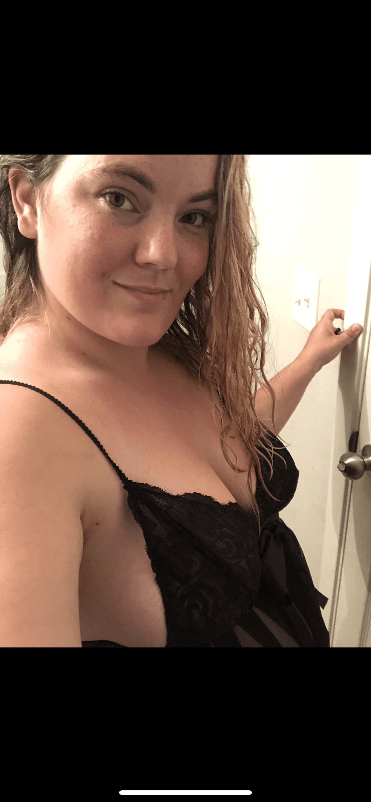 Rosiefromtheblock 💗FREE💗